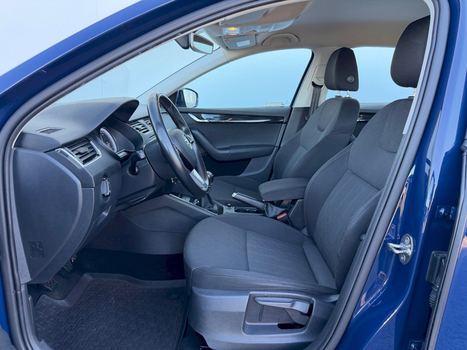 Škoda Octavia, 2.0 TDI 110kW Style - fotka 5