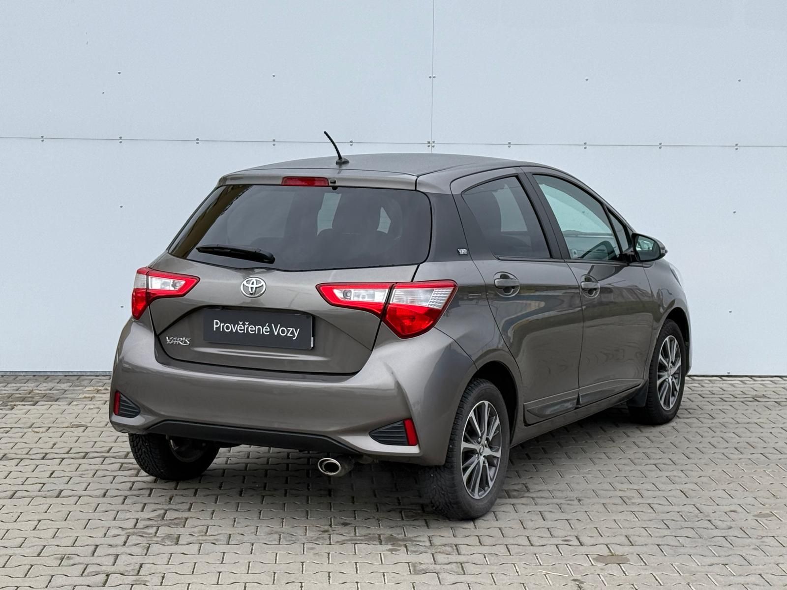 Toyota Yaris, 1,5 VVT-i Edition 20y - fotka 2