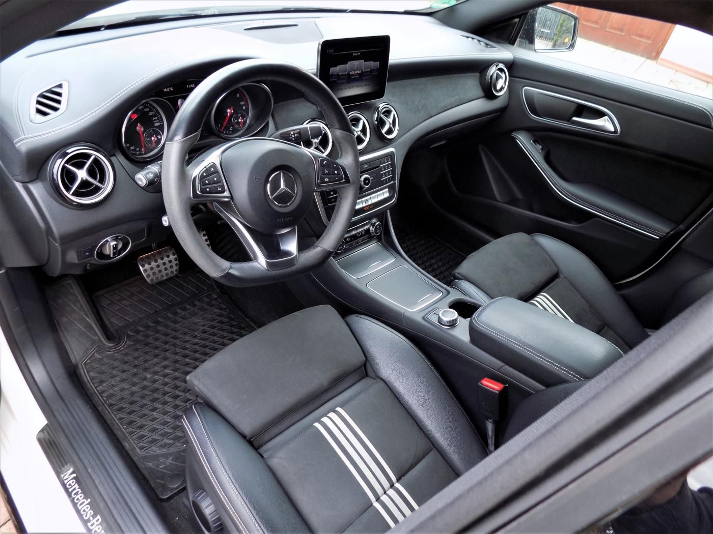 Mercedes-Benz CLA, 2,1 200d 4MATIC SB AMG line - fotka 6