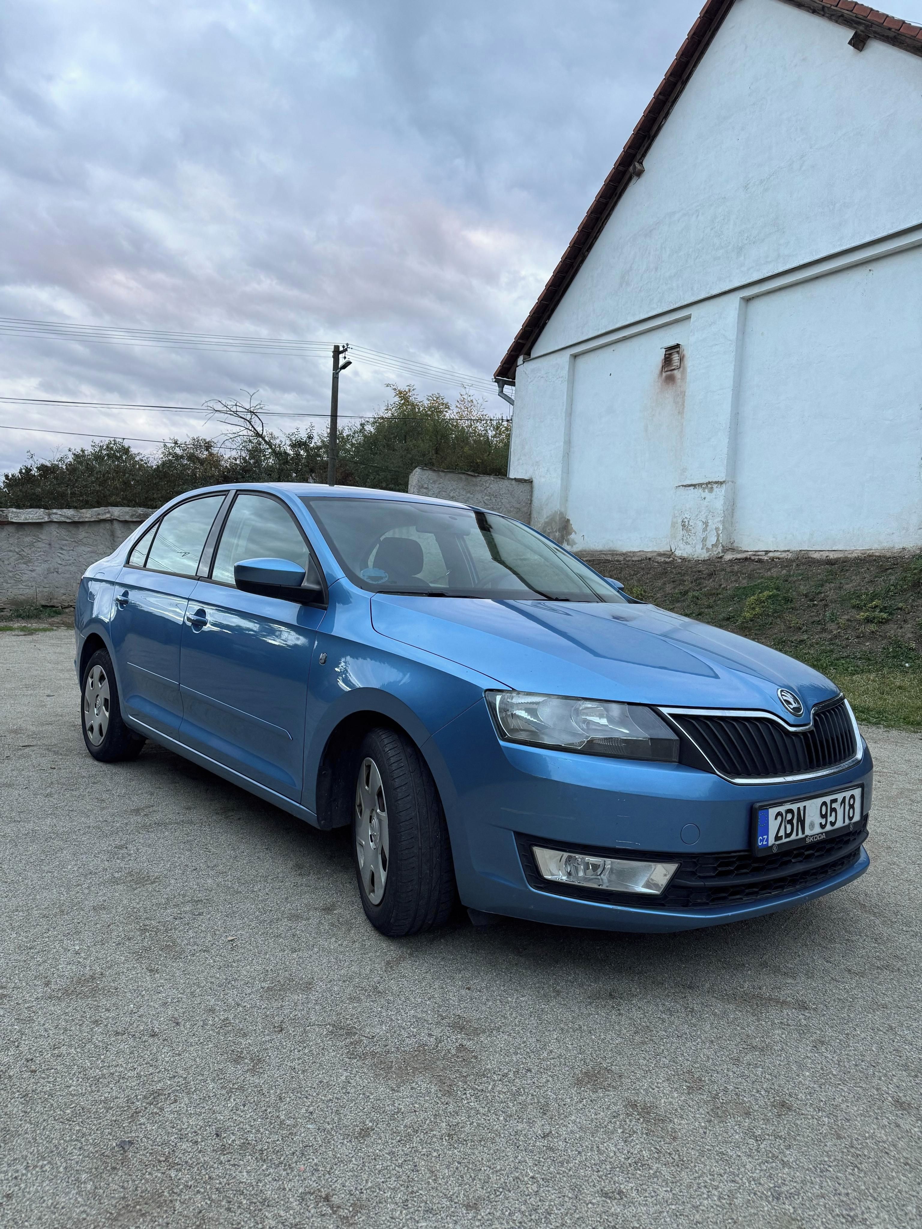 Škoda Rapid, 201 000 km | Servisované - fotka 3