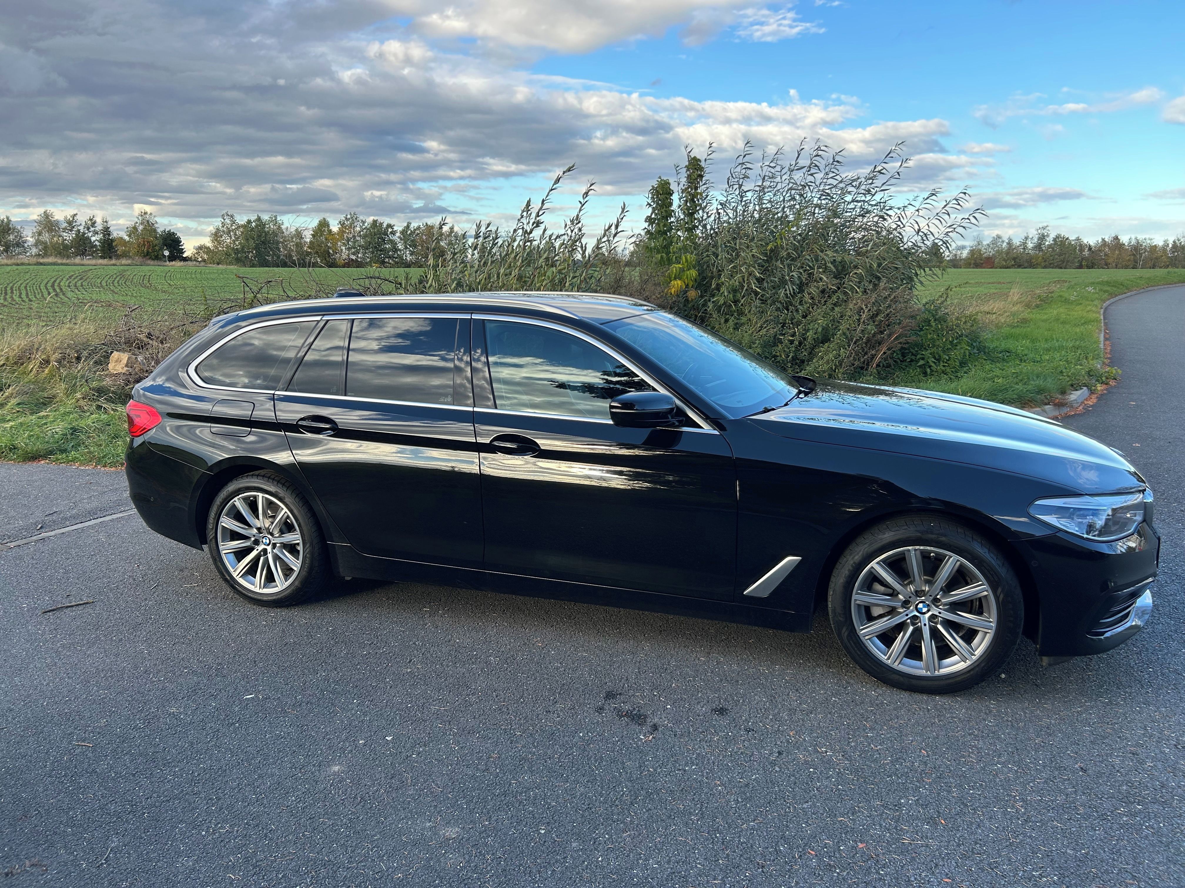 BMW Řada 5, Zimní gumy v ceně - fotka 5