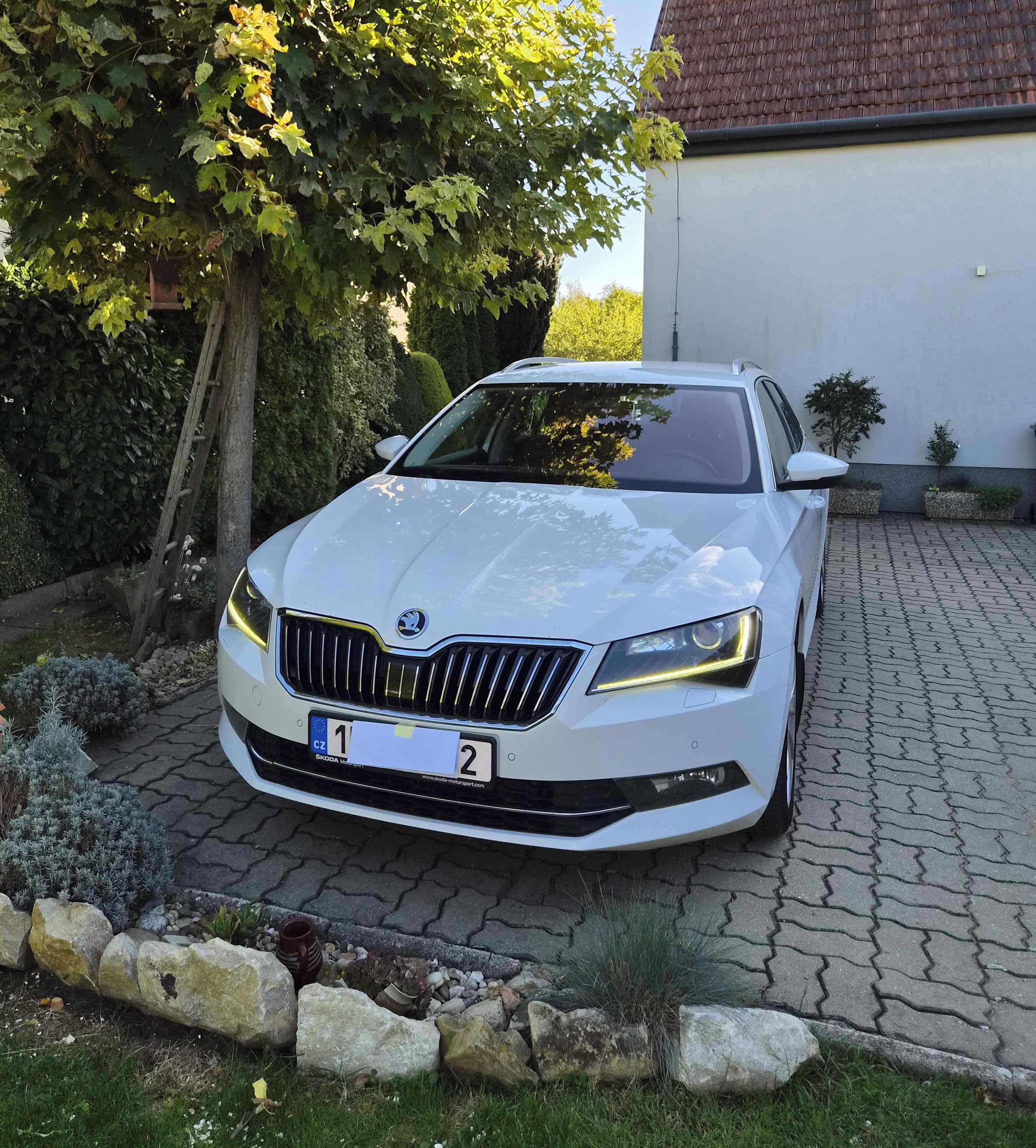 Škoda Superb, 2.0 TDI 110kW, Alcan, Tažné - fotka 2