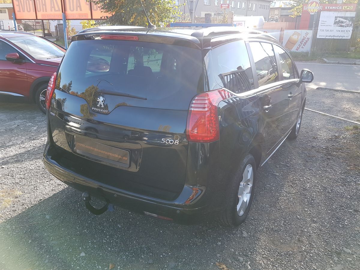 Peugeot 5008, 1.6HDi 88KW NAVI PANORAMA - fotka 6