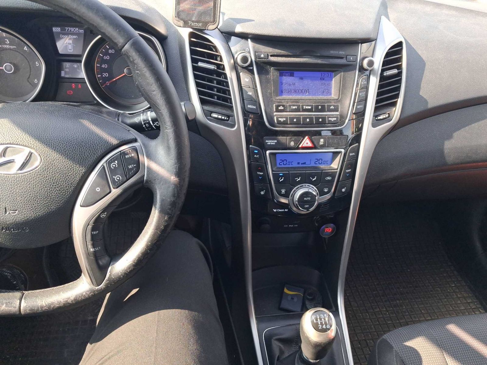 Hyundai i30, 1.6 CRDi, ČR,1.maj, Serv.kniha - fotka 3