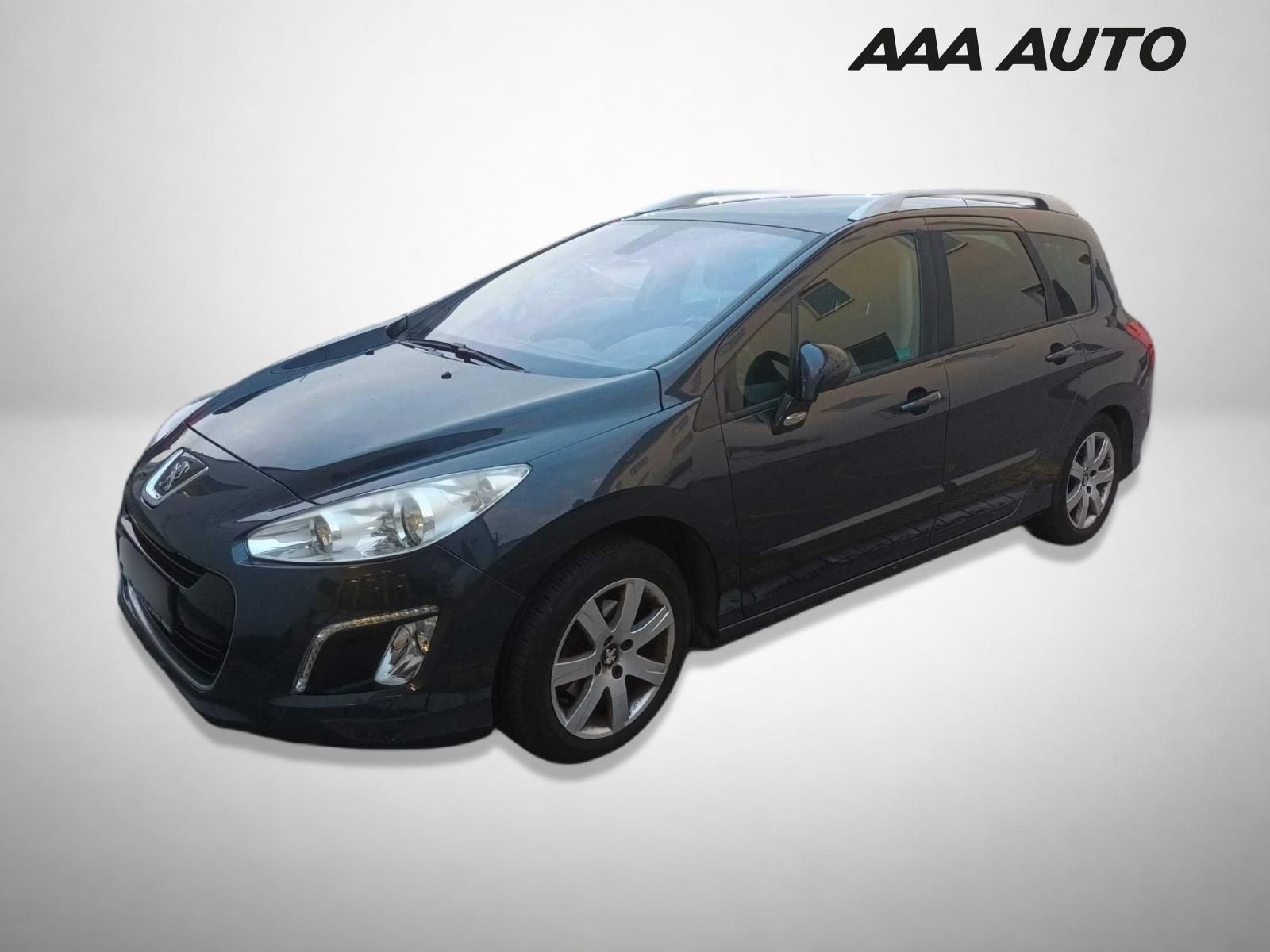 Peugeot 308, 1.6 e-HDi, 7 míst, ČR,1.maj