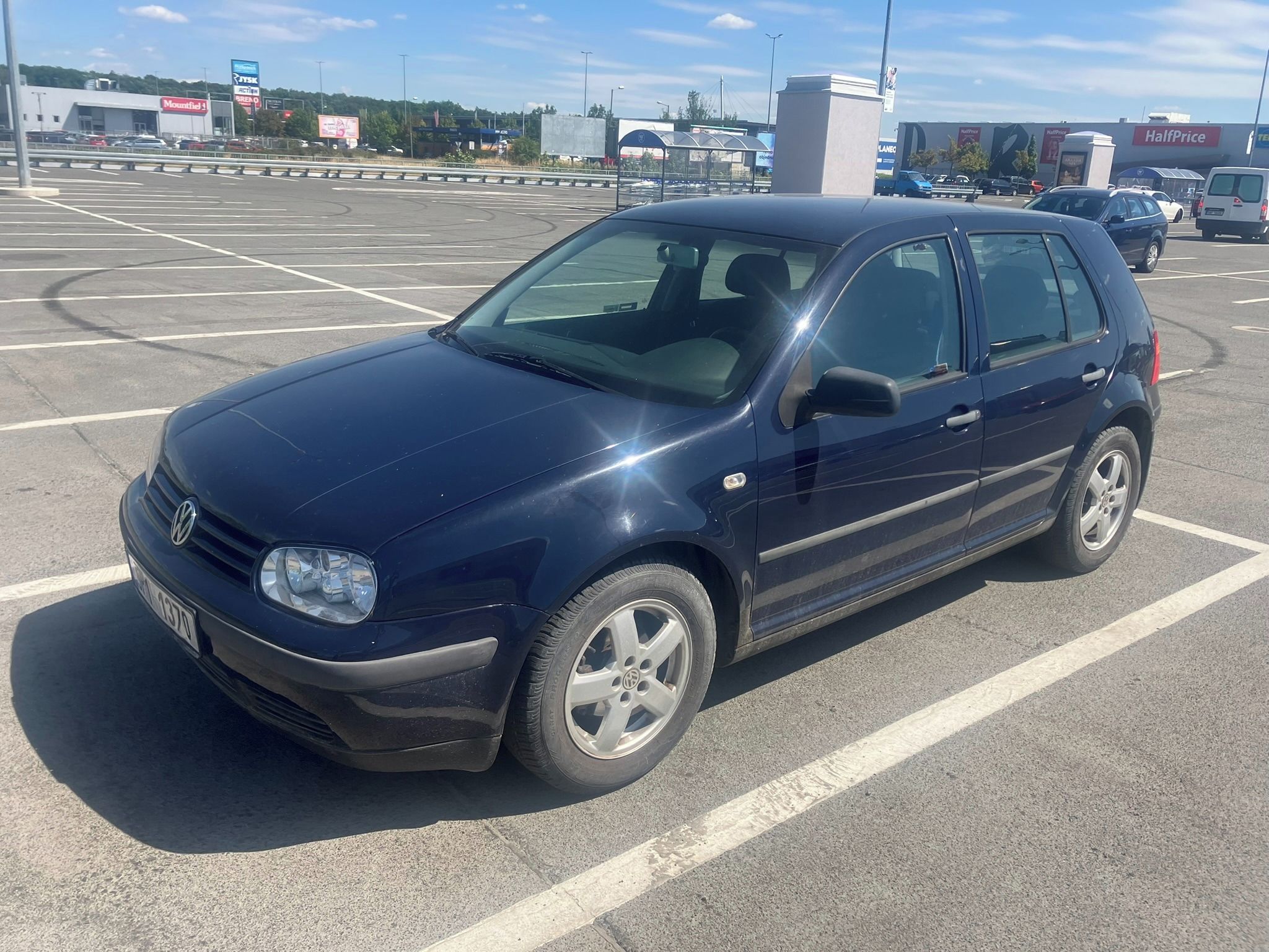 Volkswagen Golf, 1.6 74KW AUTOMAT Nová STK