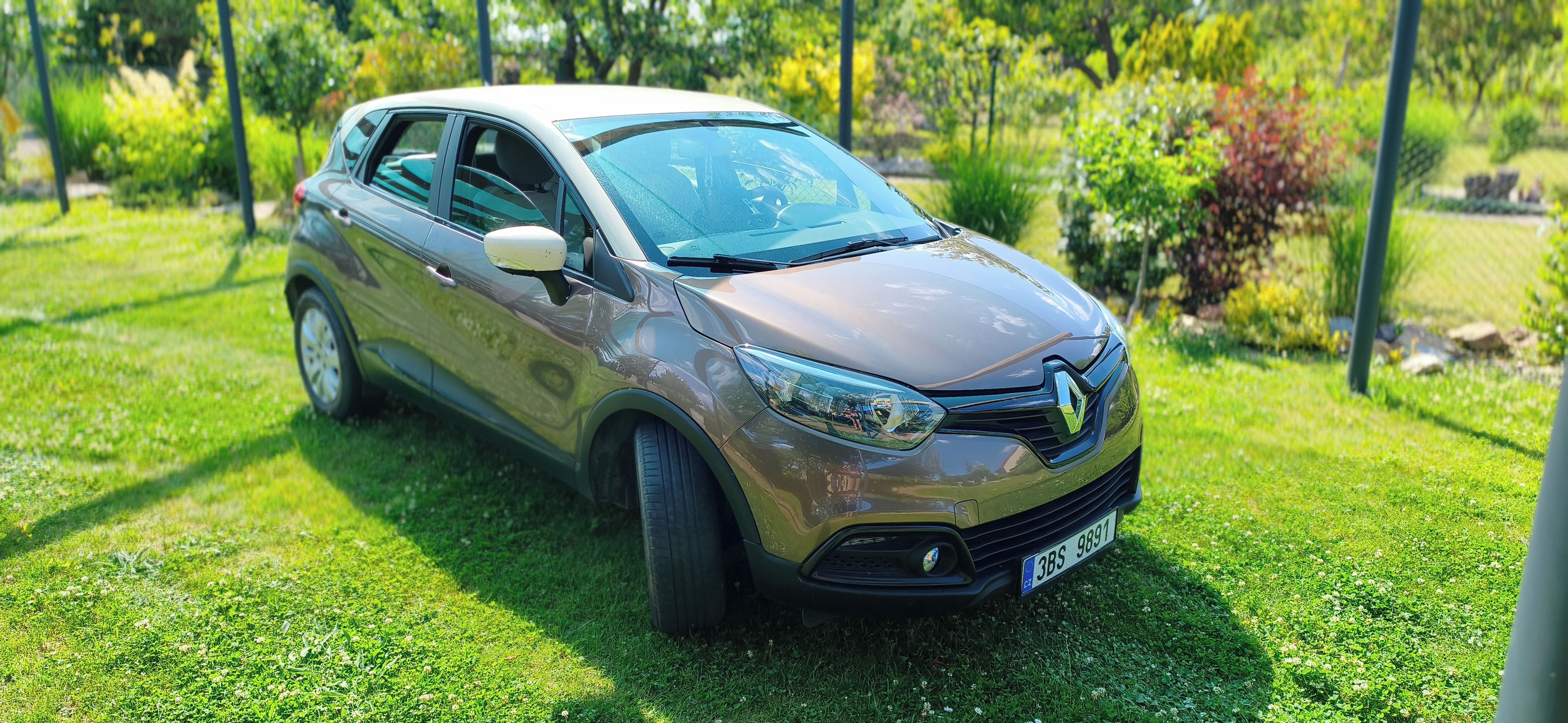Renault Captur, 0.9 serviska