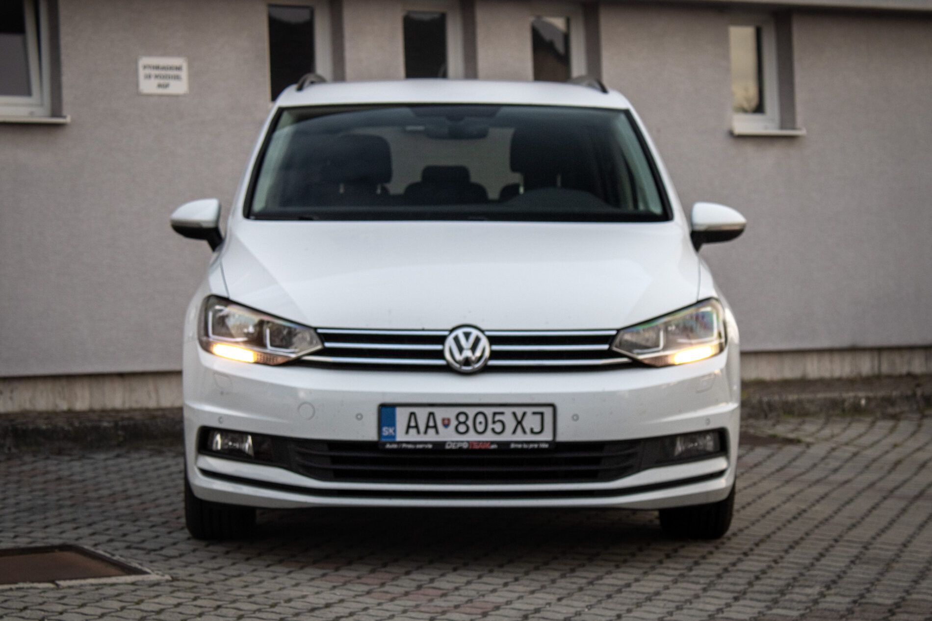 Volkswagen Touran - fotka 2
