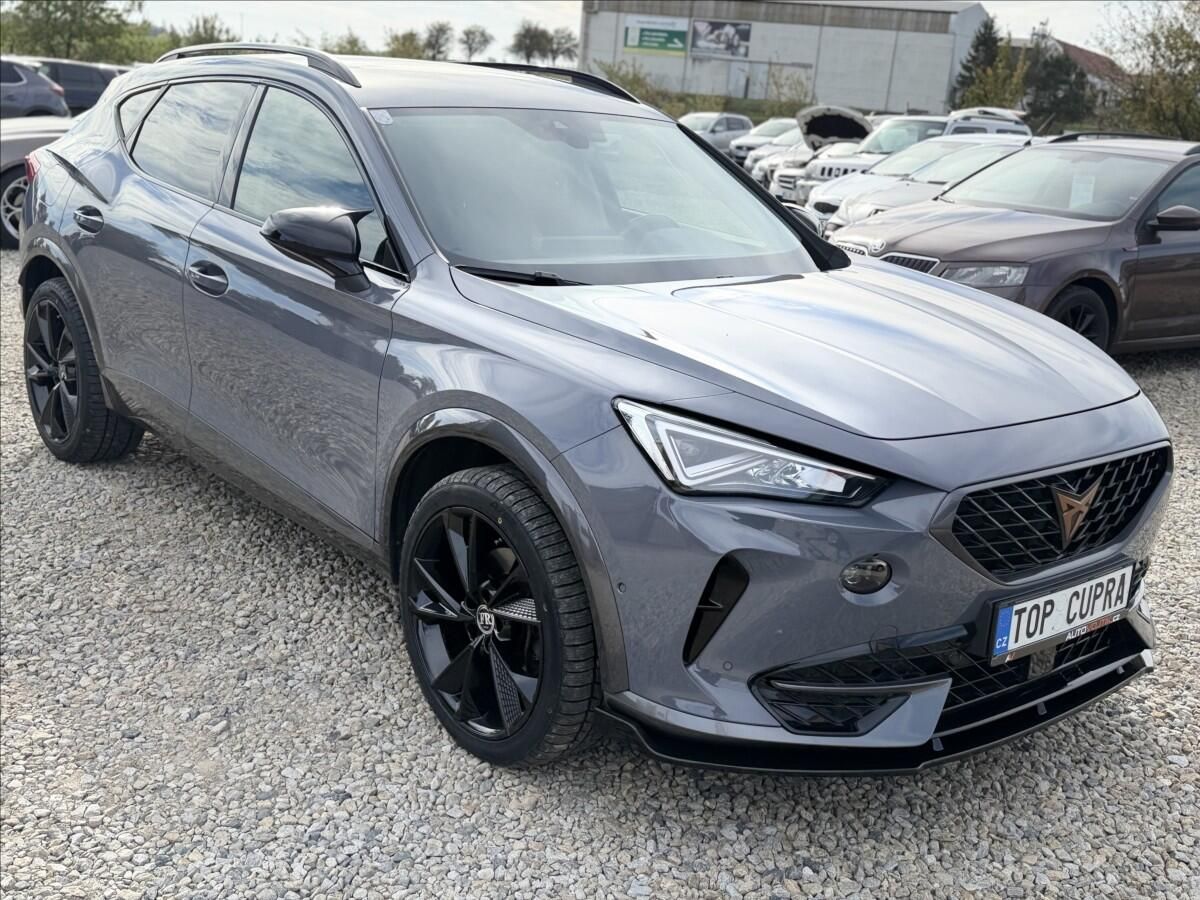 Cupra Formentor, 1,5 TSI 110kW DSG NOVÉ ZIMNÍ - fotka 3
