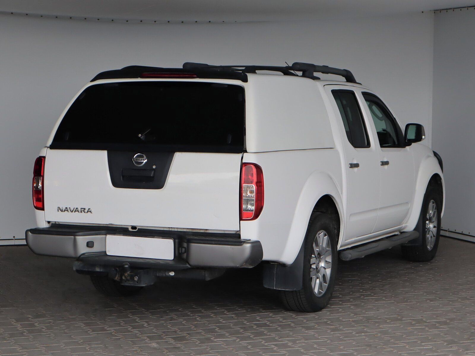 Nissan Navara, 2.5 D, 4X4, Serv.kniha - fotka 5