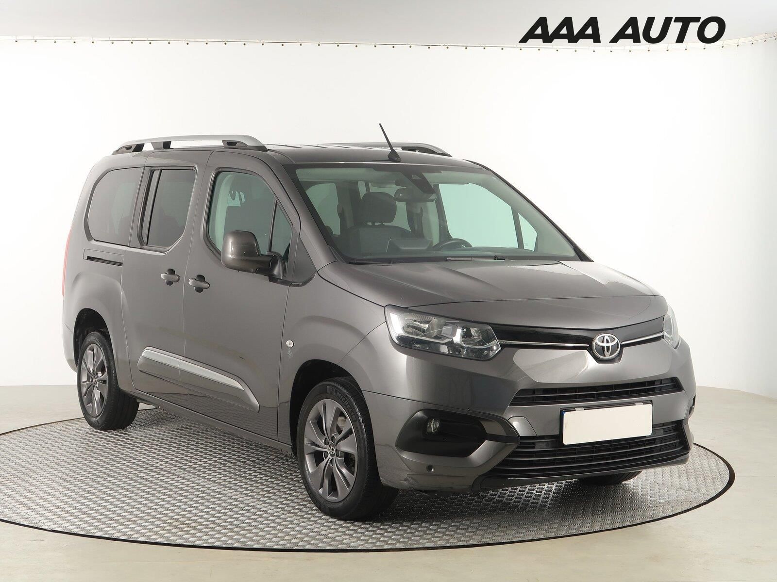Toyota Proace City Verso, Maxi 1.2 T, Family, 7Míst, ČR