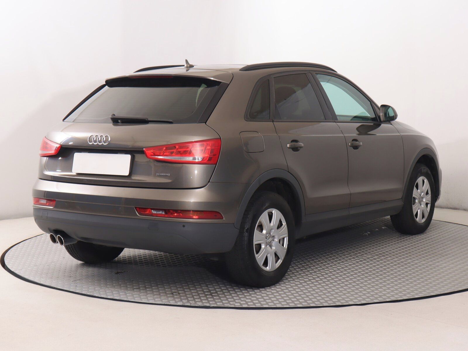 Audi Q3, 2.0 TDI, Automat, Serv.kniha - fotka 5