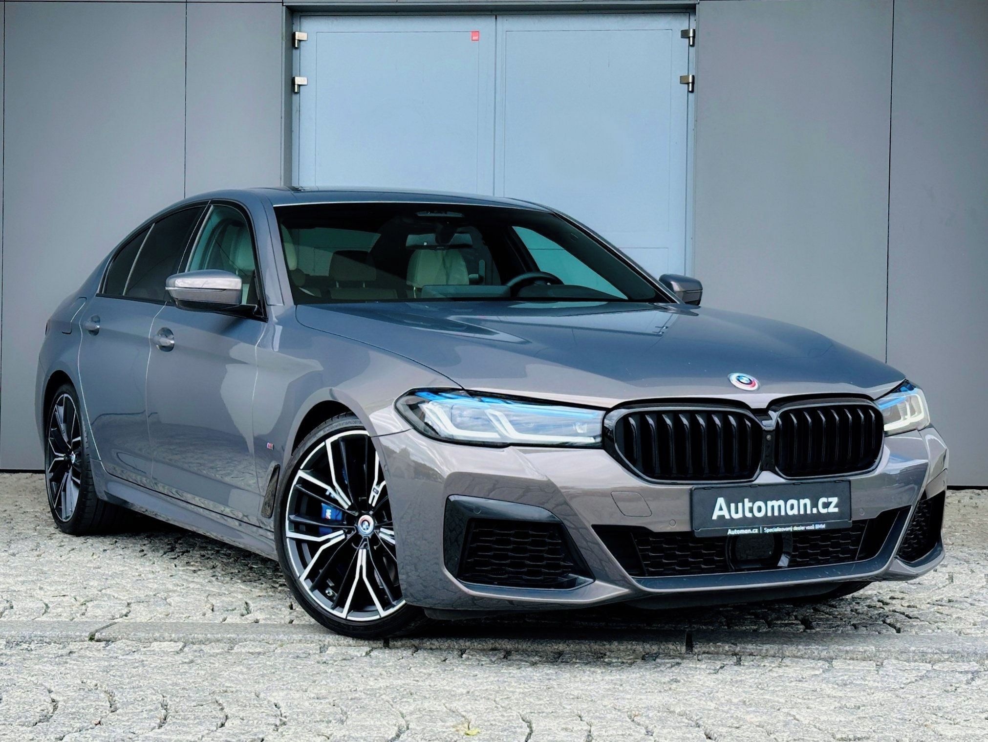 BMW Řada 5, M550i V8|390Kw|4x4|H&K|Nezavis