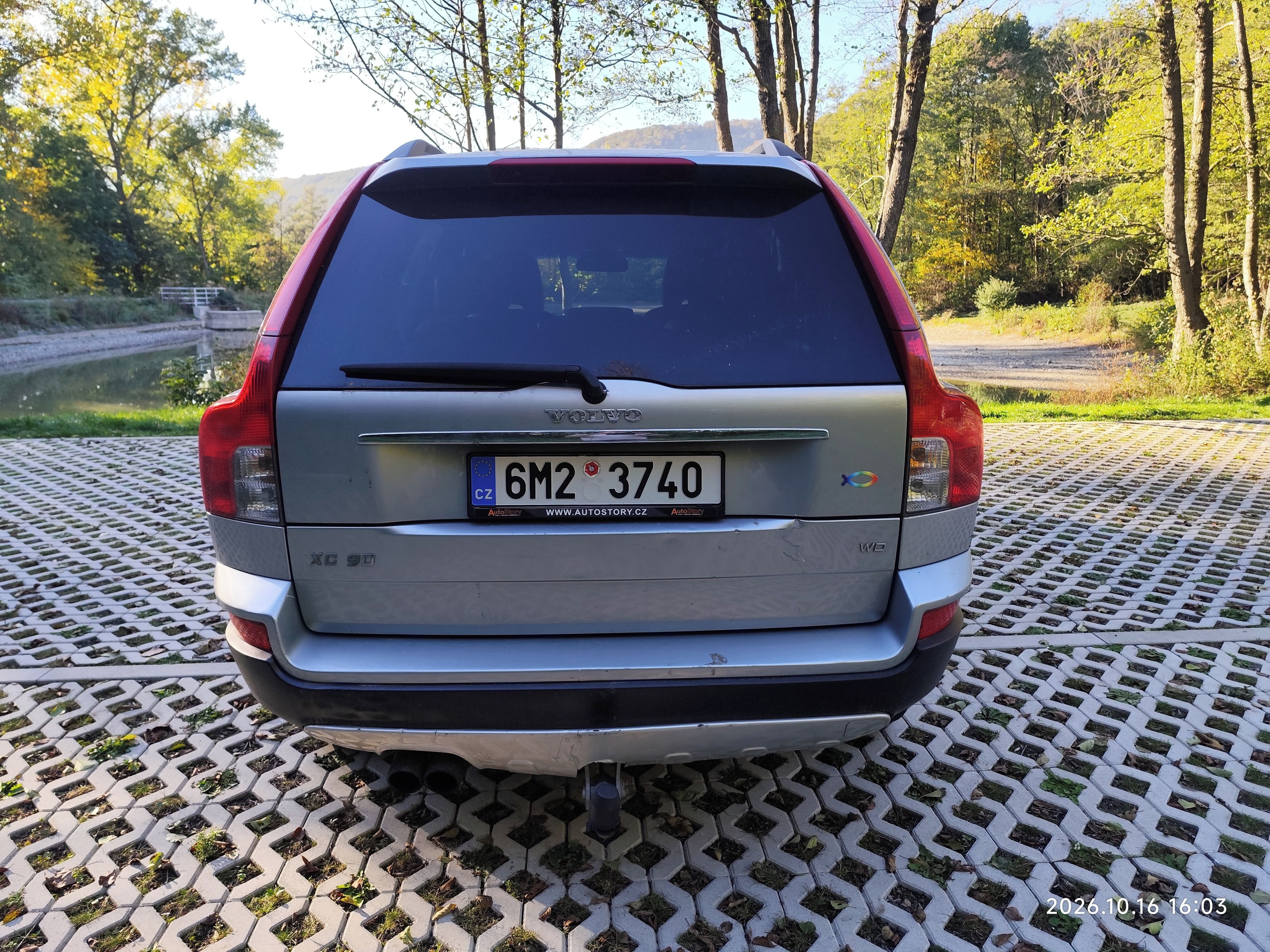 Volvo XC90, Volv o XC90 2.4 D5 - fotka 4