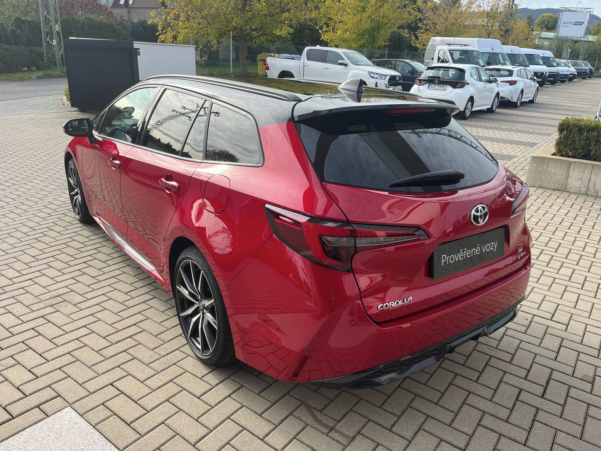 Toyota Corolla, 1.8 Hybrid GR Sport Dynamic - fotka 4