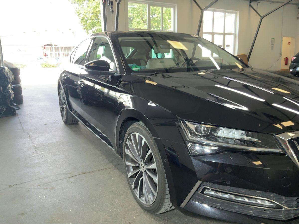 Škoda Superb, 2.0 TSI L&K 4x4 - fotka 6