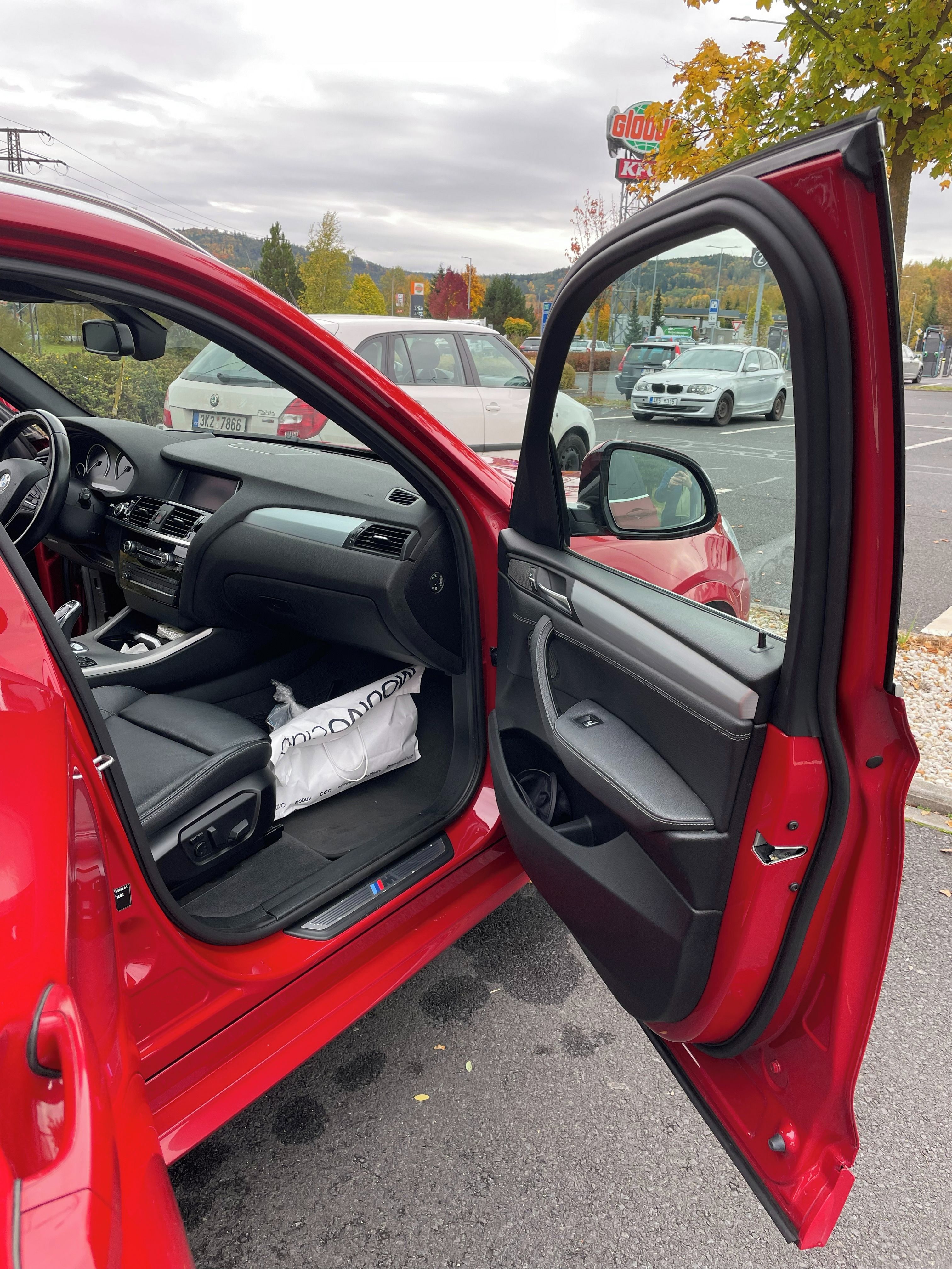 BMW X3, 3,0 35d 4X4 M KŮŽE ČR LED PANO - fotka 6
