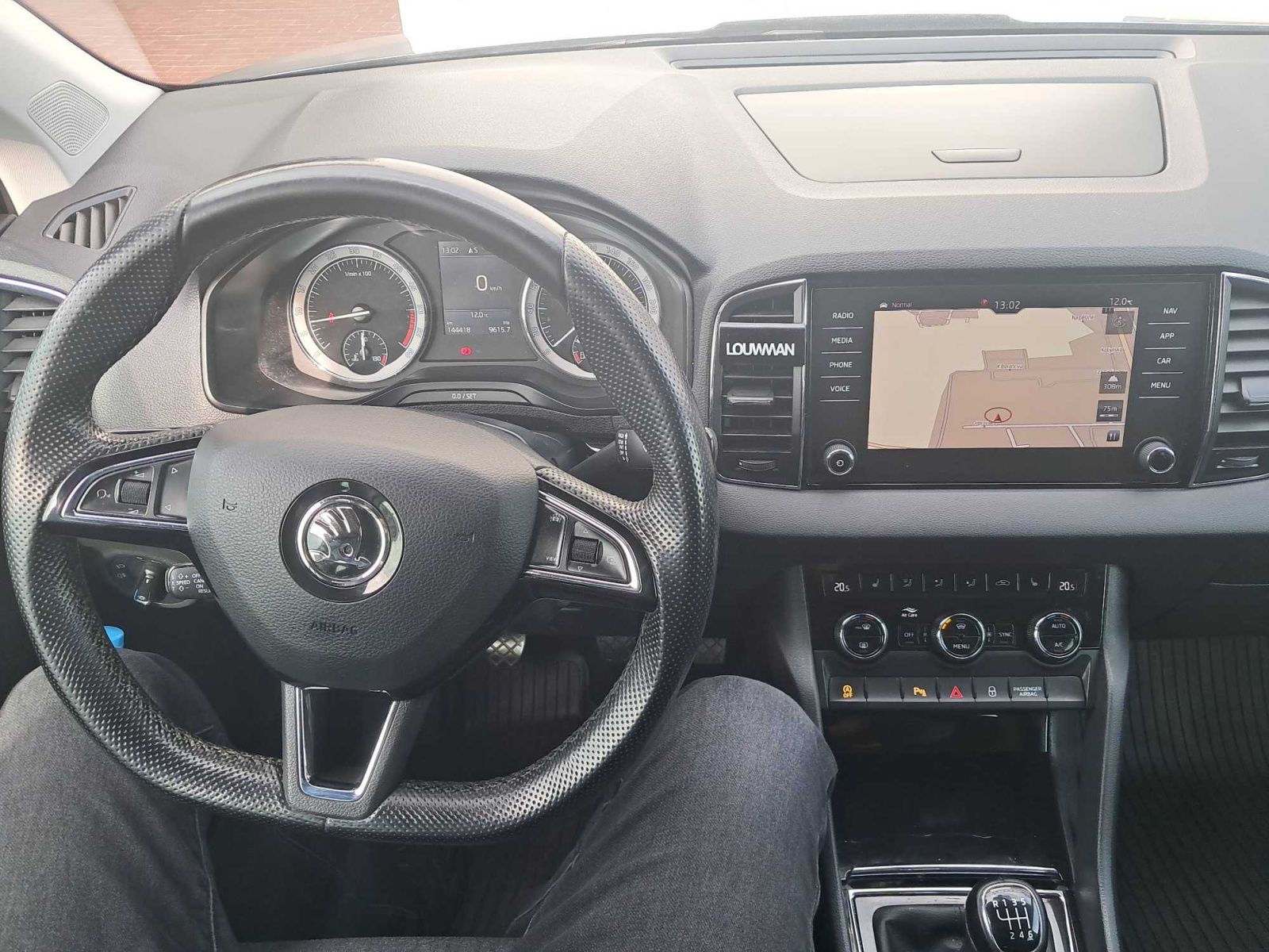 Škoda Karoq, 1.6 TDI, Style, Navi - fotka 3