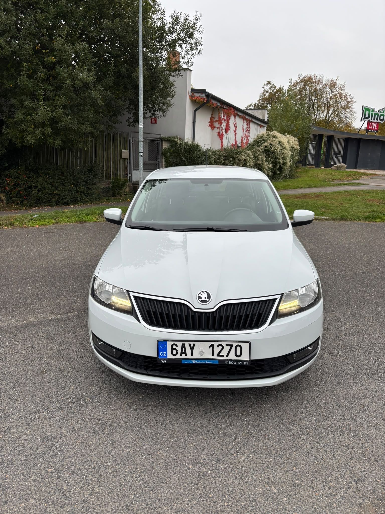 Škoda Rapid, Škoda Rapid Spaceback 1.0 TSI - fotka 2