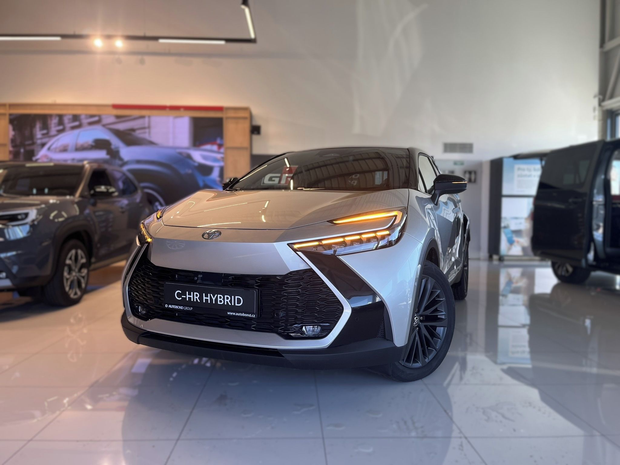 Toyota C-HR, 2.0 PHEV Tokyo Edition