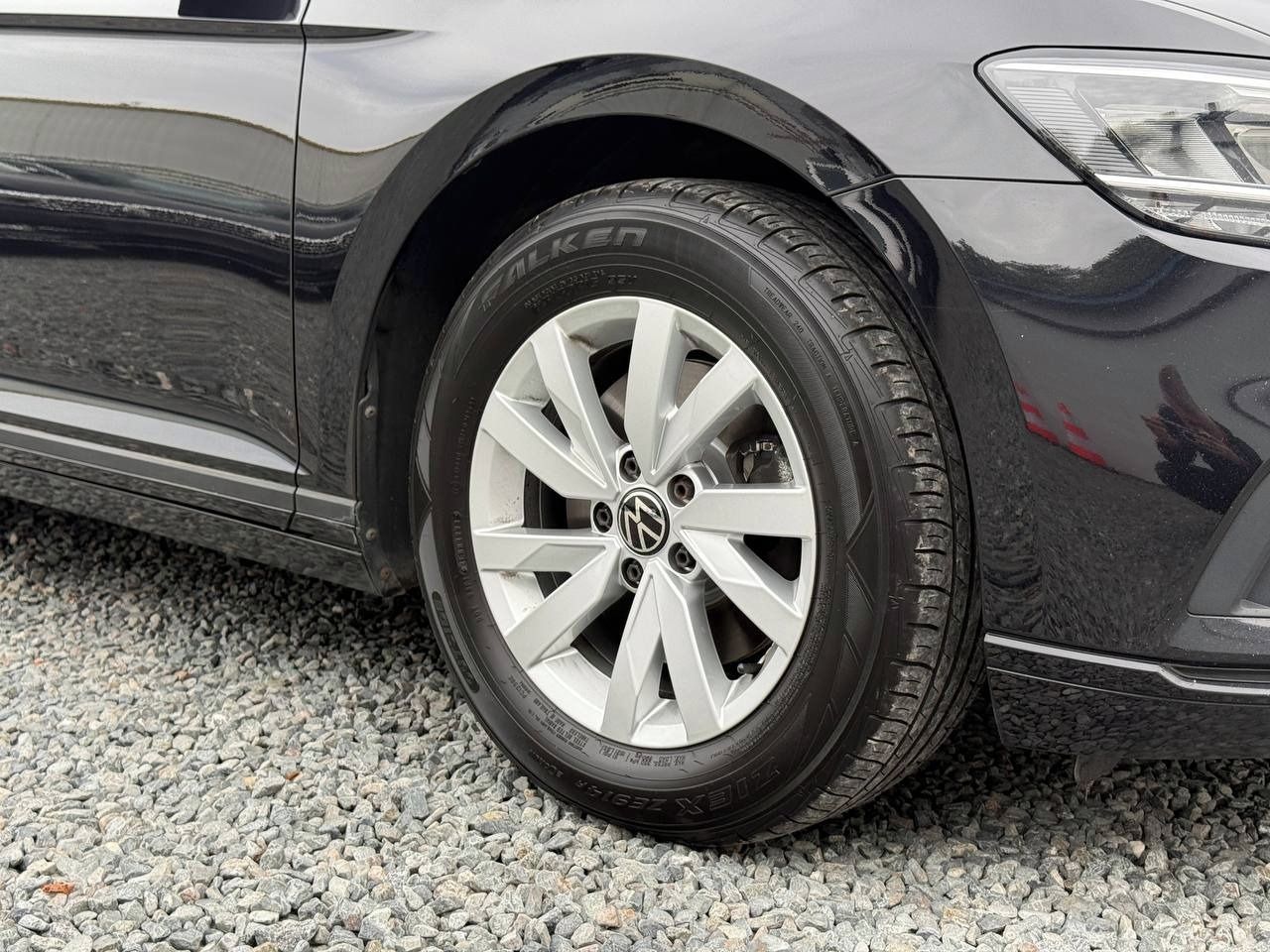 Volkswagen Passat, VW PASSAT B8 COMBI - fotka 4
