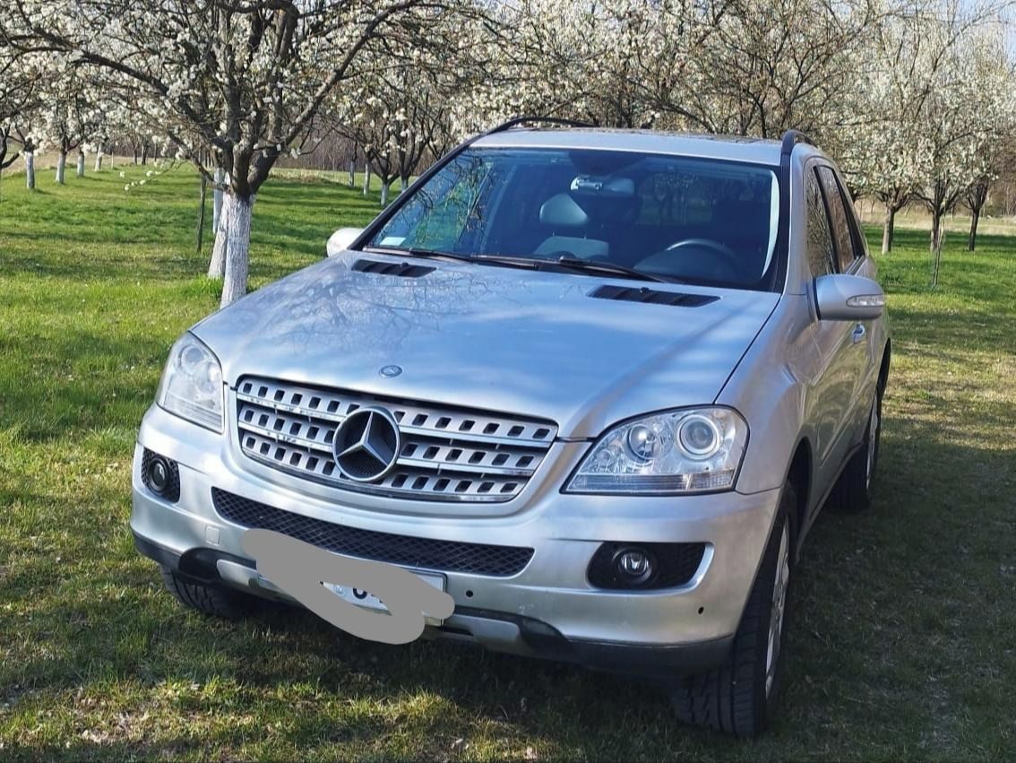 Mercedes-Benz ML, Mercedes-benz ML350