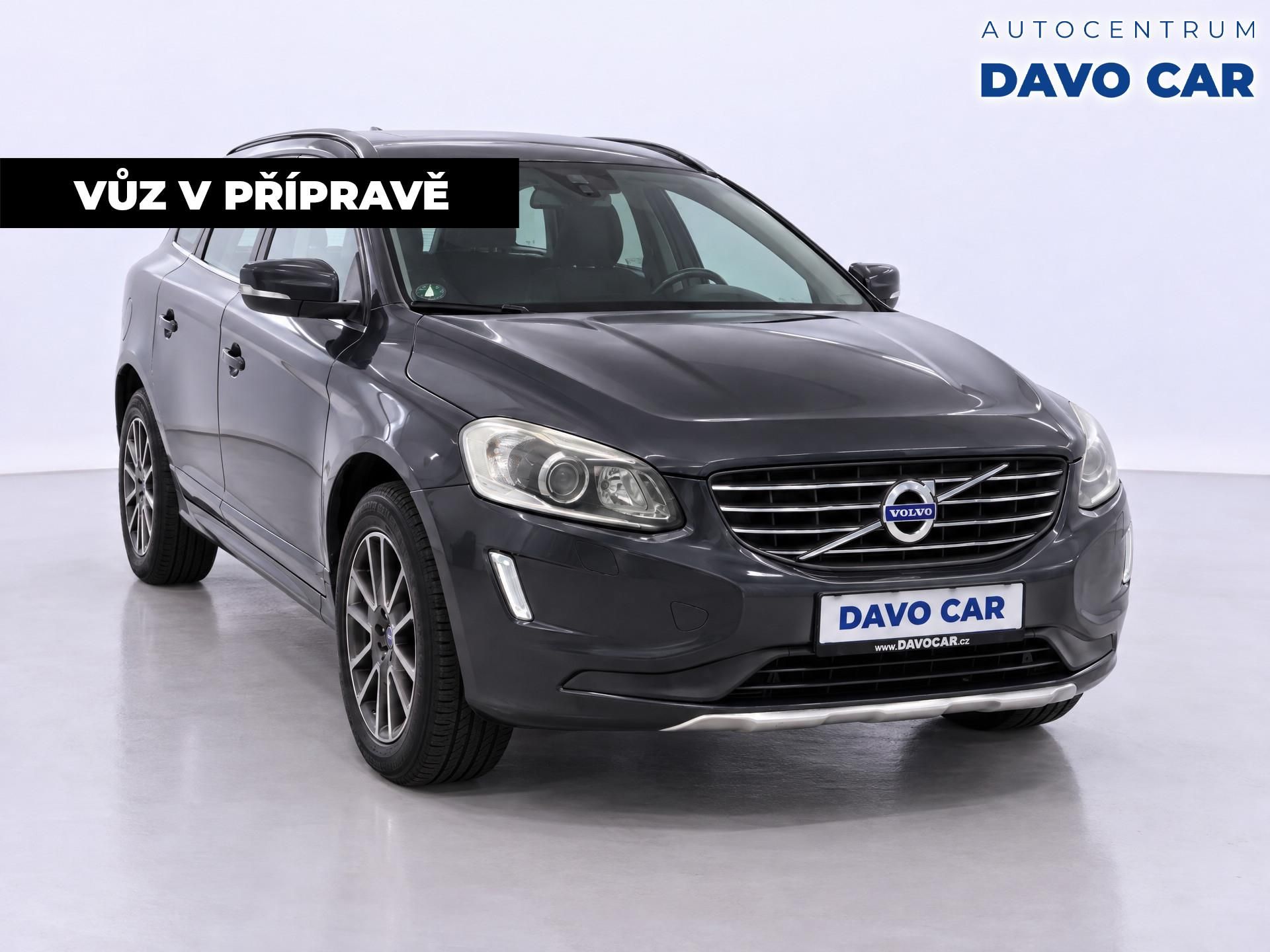 Volvo XC60, 2,4 D5 158kW AWD Aut. Momentum - fotka 2