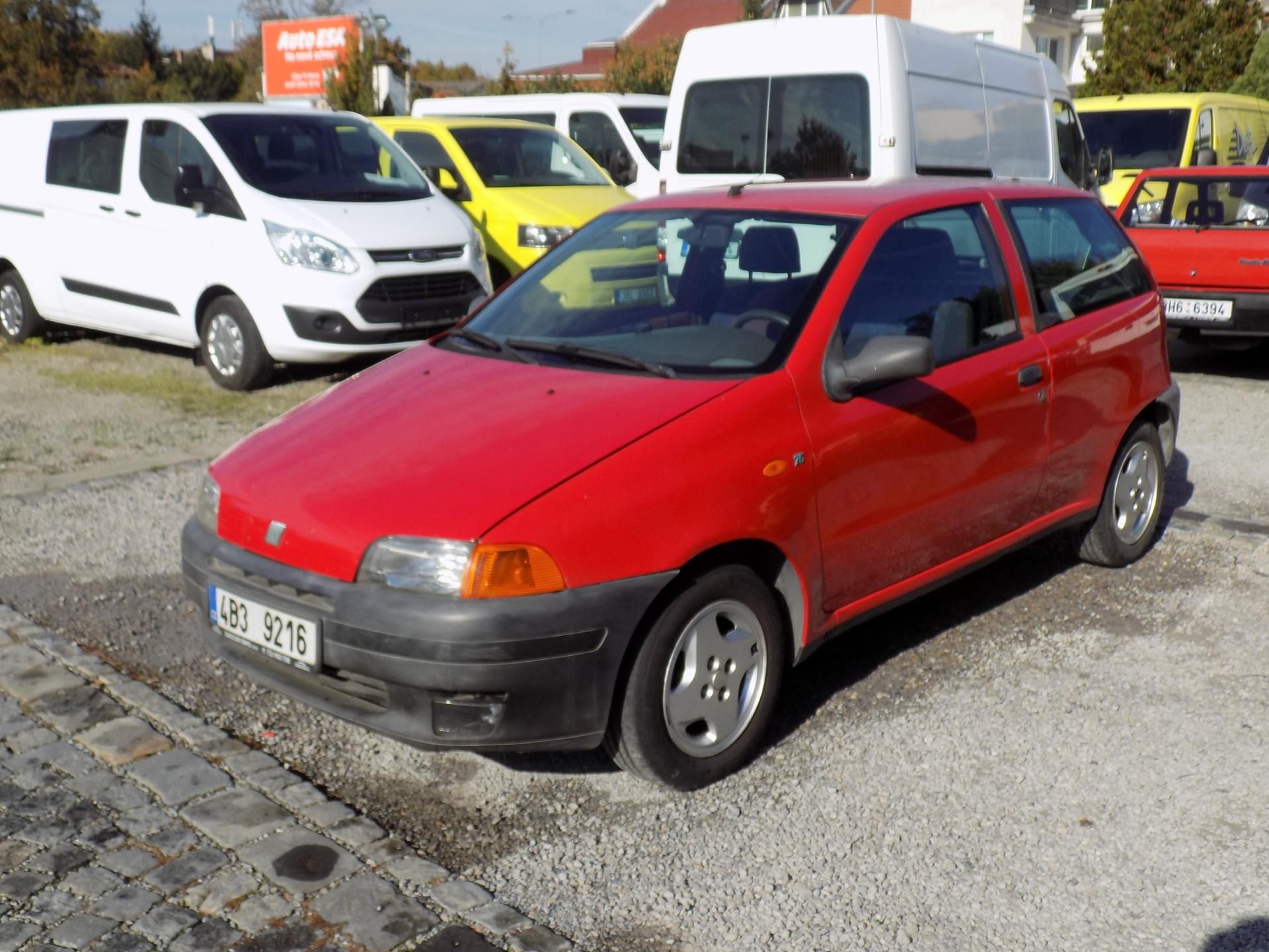 Fiat Punto, 1,2I 54 KWSX CENTRÁL, KLIMA