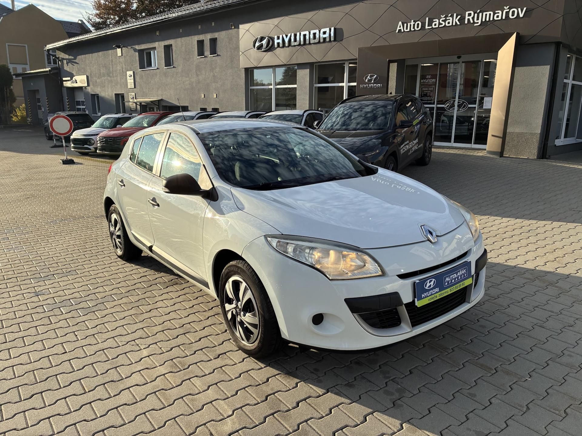 Renault Mégane, 1.6-74kW,KLIMA,TAŽNÉ ZAŘÍZENÍ