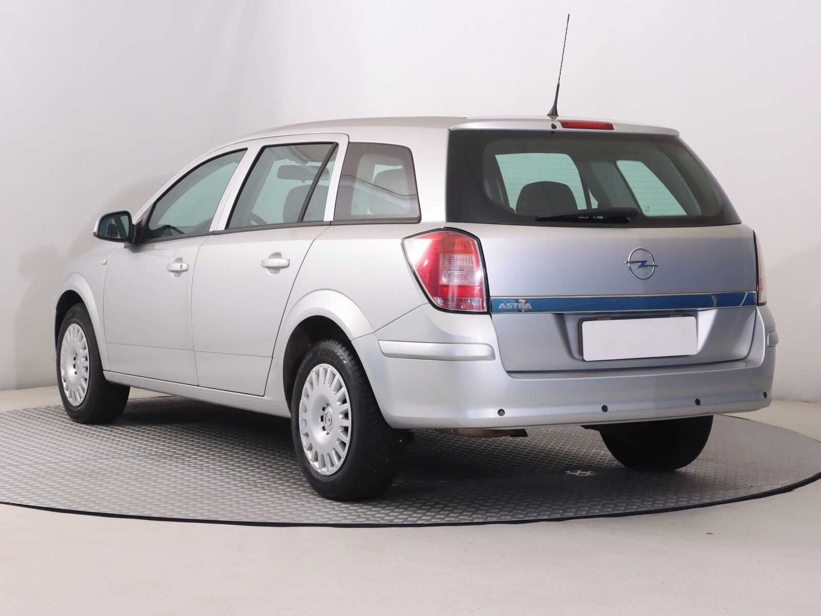 Opel Astra, 1.6 16V, Serv.kniha, po STK - fotka 4