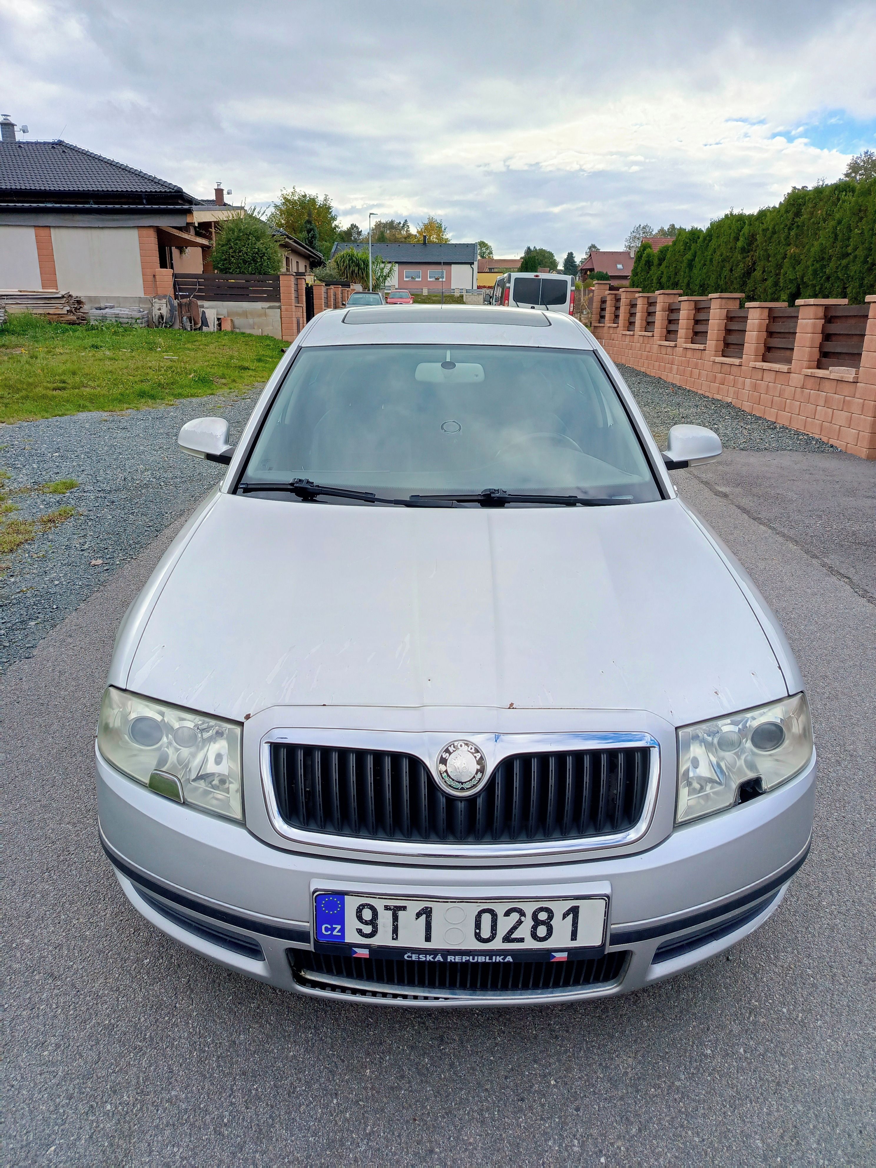 Škoda Superb, Superb 2.0 TDI 103 kW Elegance - fotka 6