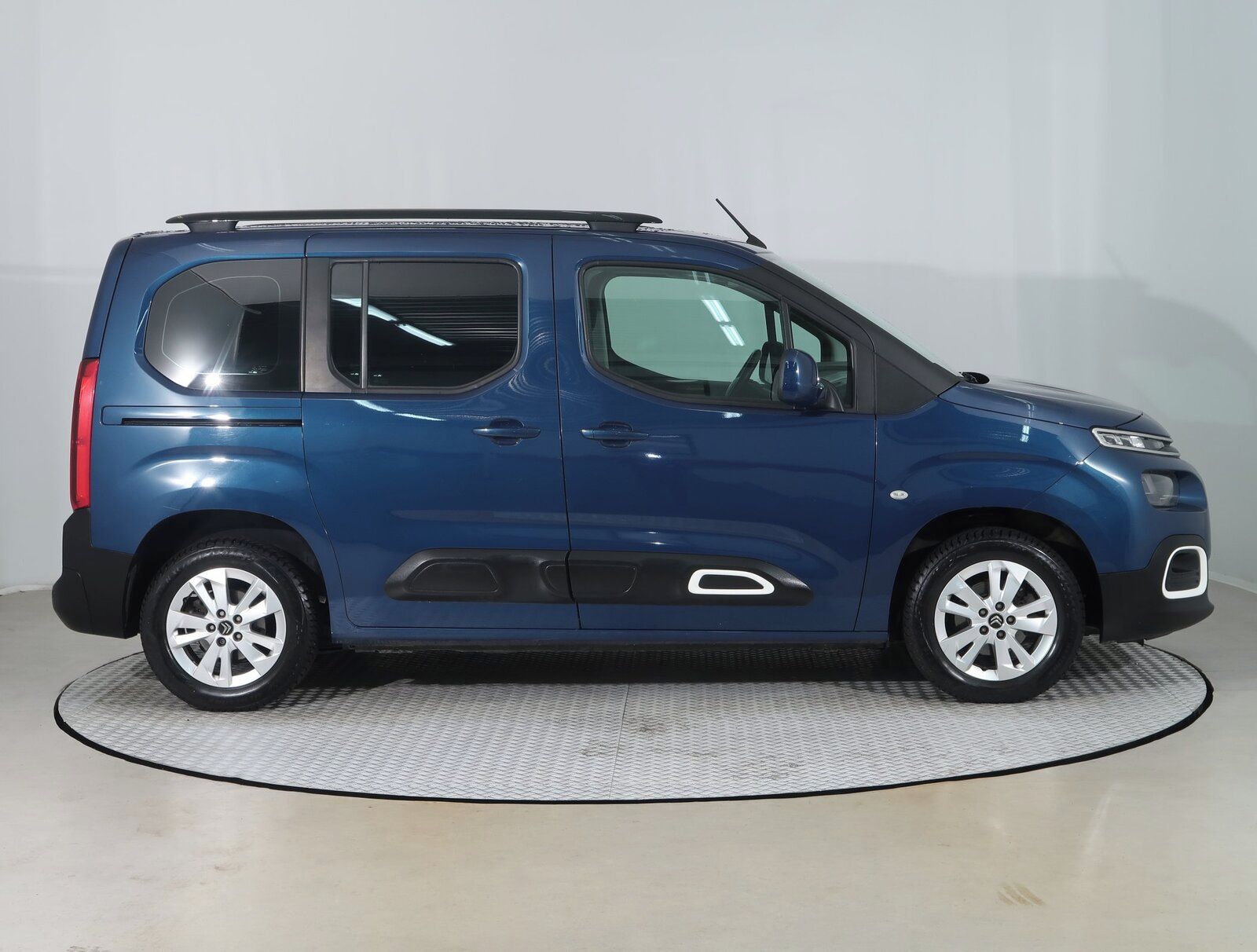 Citroën Berlingo, 1.5 BlueHDi, Feel, 5Míst, ČR - fotka 6