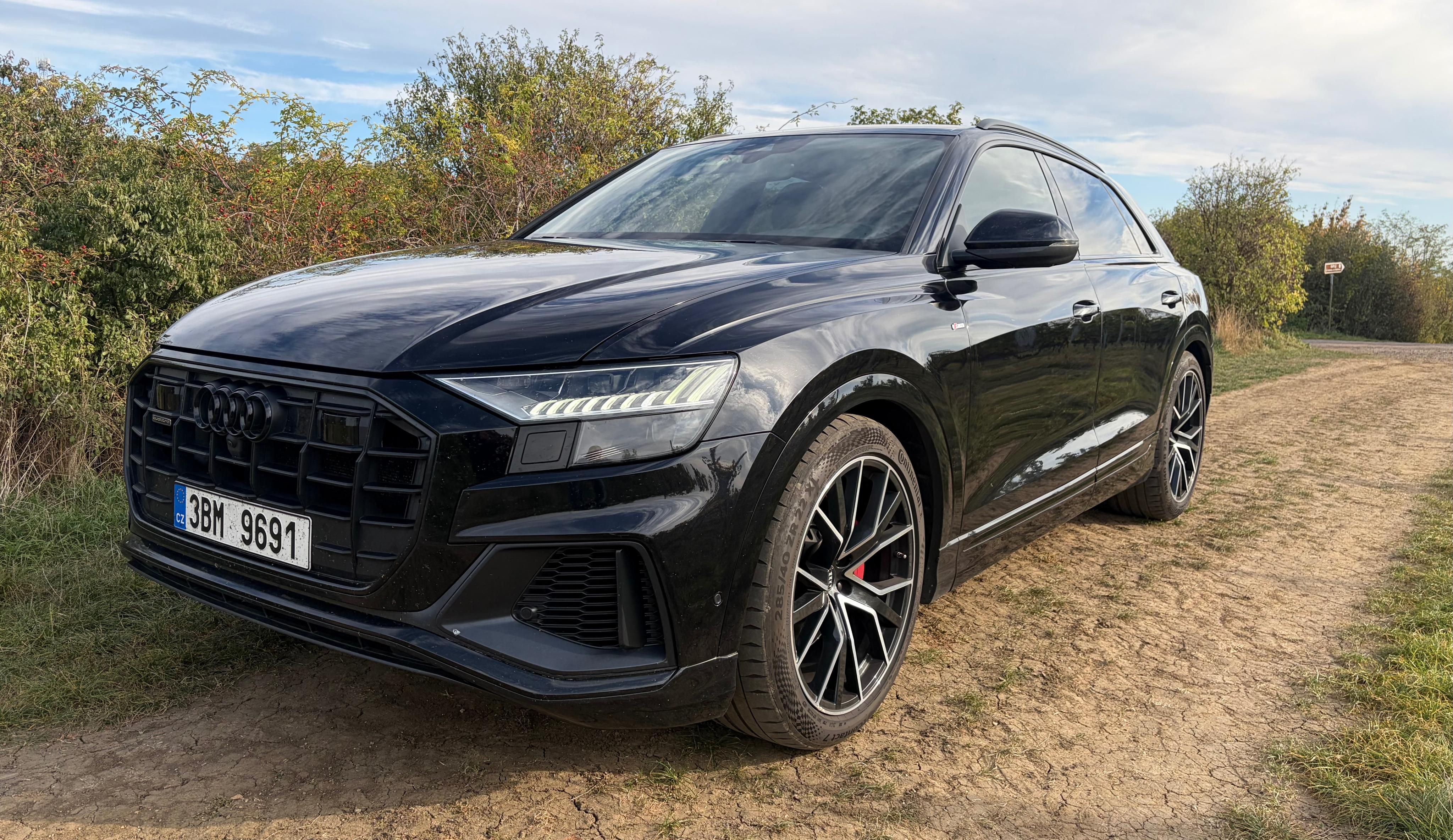 Audi Q8, Audi q8 210 kw S-line 22 alu - fotka 4