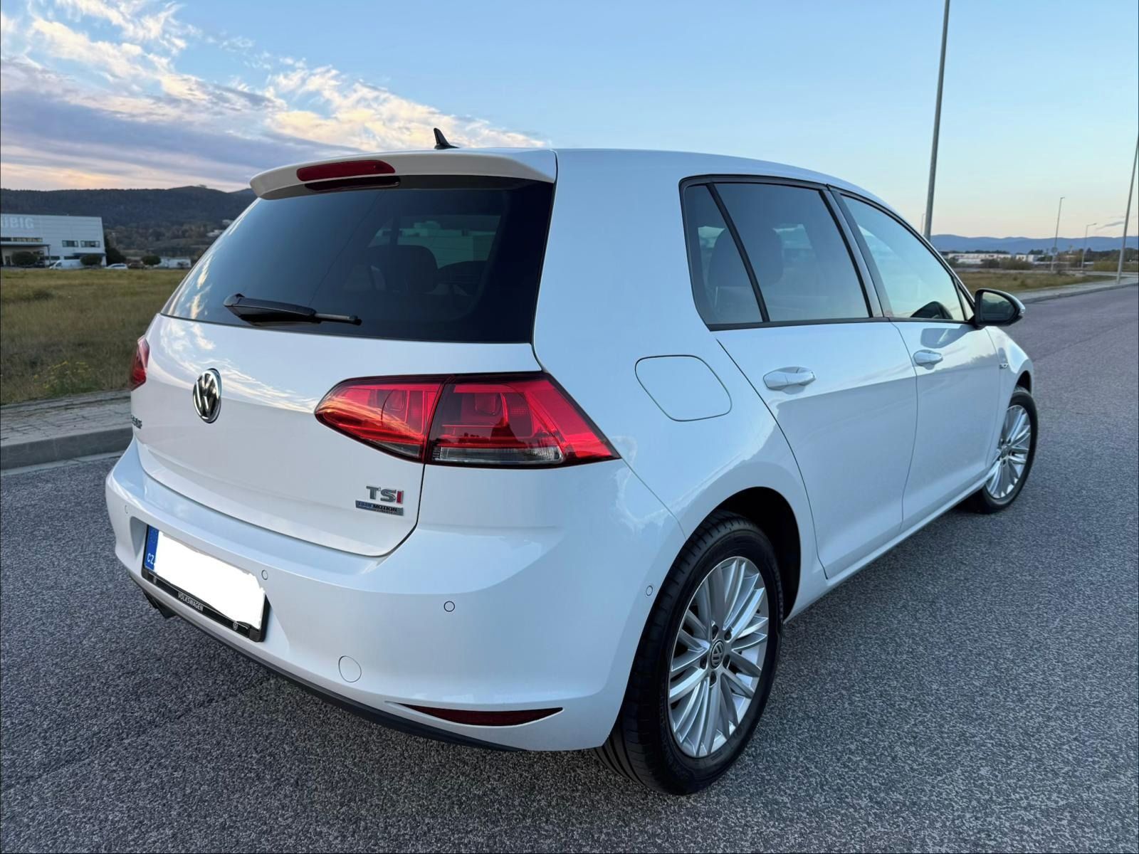 Volkswagen Golf, VII, 1.4 TSI, výbava CUP - fotka 5