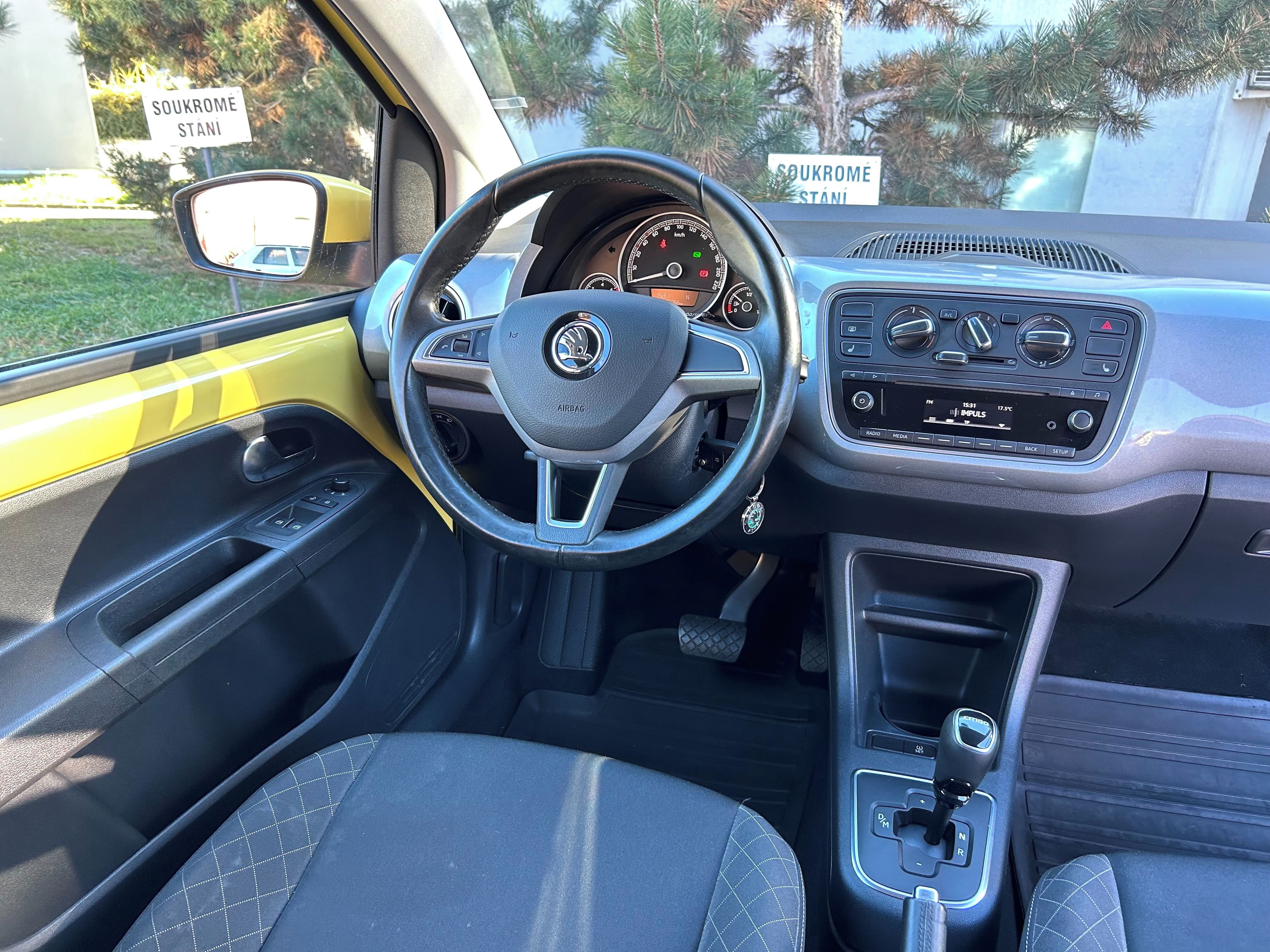 Škoda Citigo, 1.0i automat, jen 35 000km - fotka 6