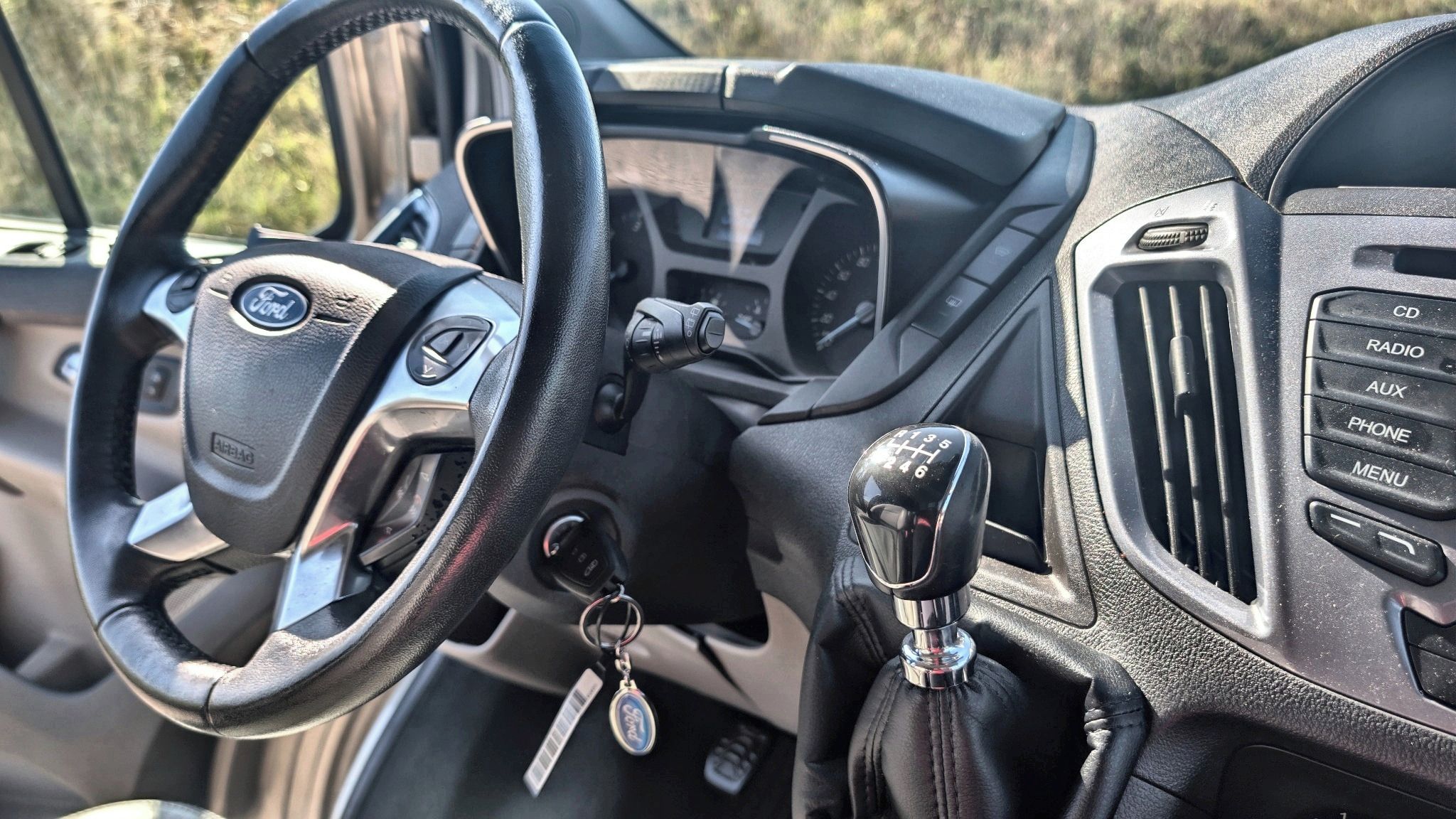 Ford Tourneo Custom, 2.2 TDCi Titanium L2 114 kW ČR - fotka 3