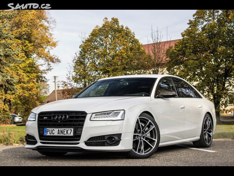 Audi S8