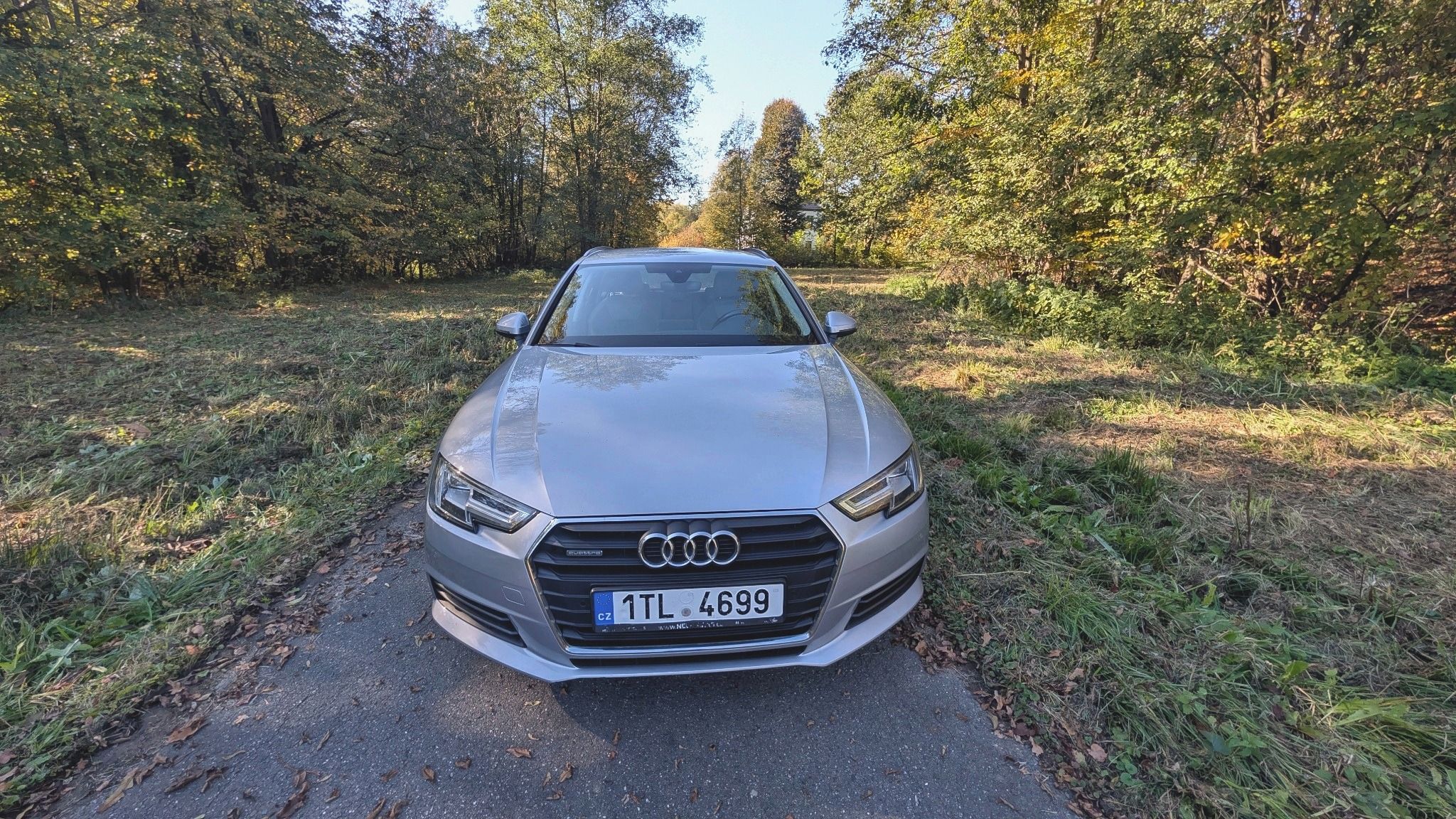 Audi A4 Avant, 1.9 TDI 140 Kw, serviska - fotka 2