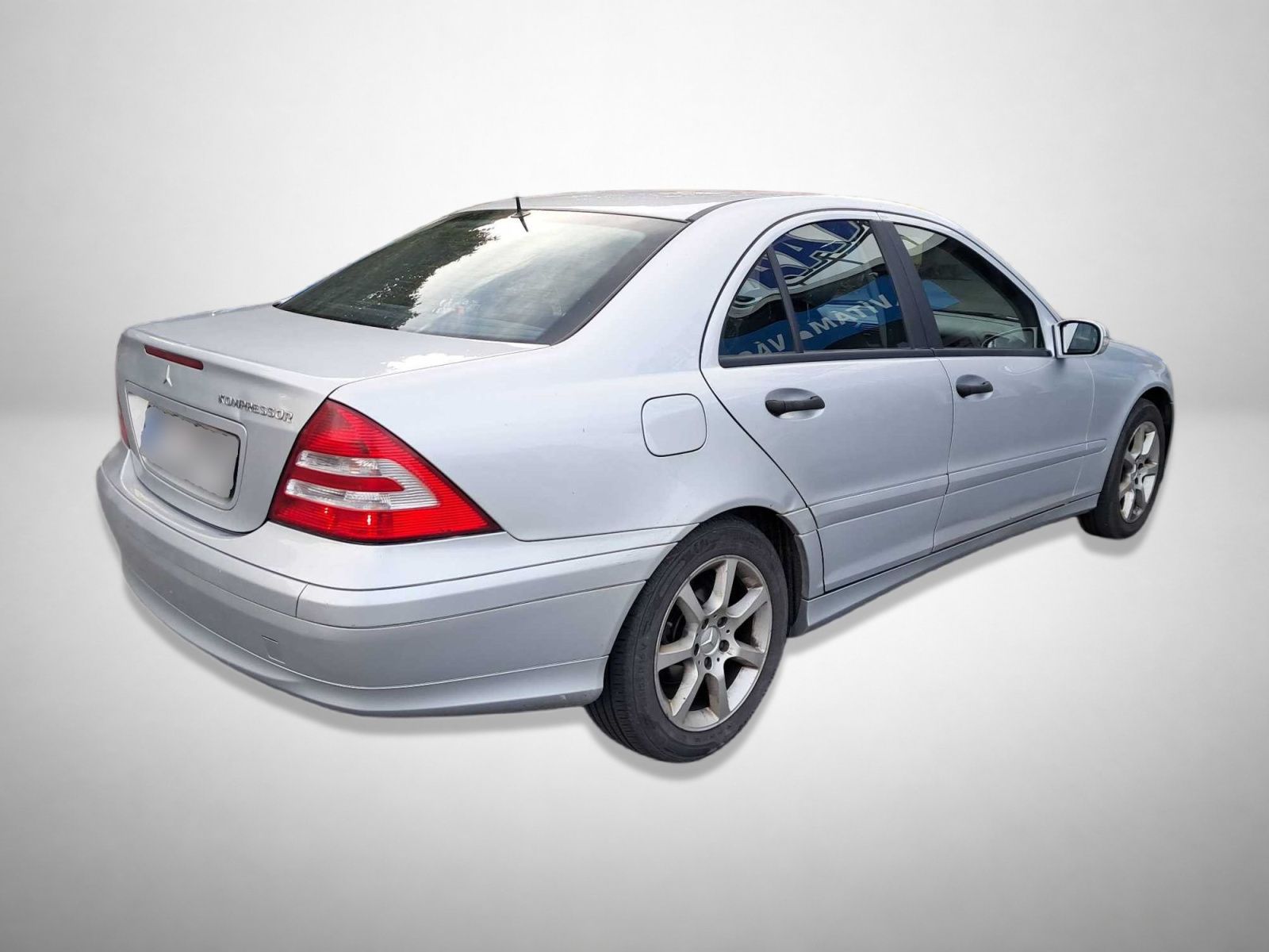 Mercedes-Benz Třídy C, 180 Kompressor, po STK, Tažné - fotka 2