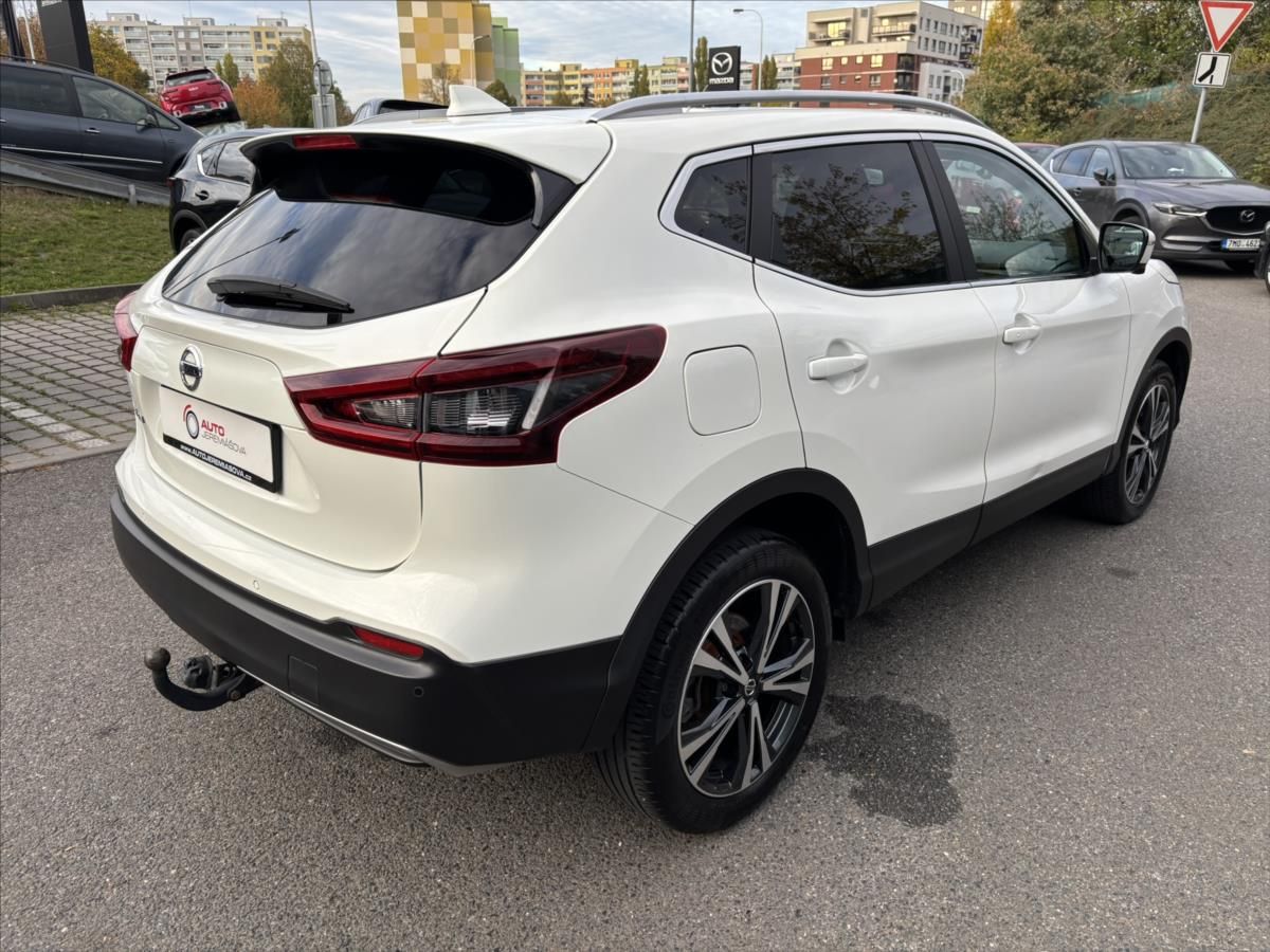 Nissan Qashqai, 1,3 DIG-T Tekna PANORAMA TAŽNÉ - fotka 5