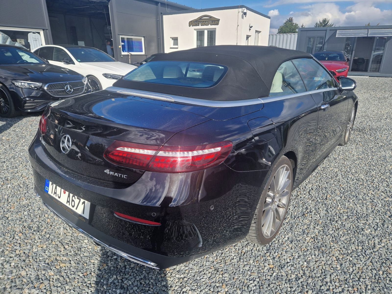Mercedes-Benz Třídy E, Mercedes BENZ E400 Cabrio 4M - fotka 5