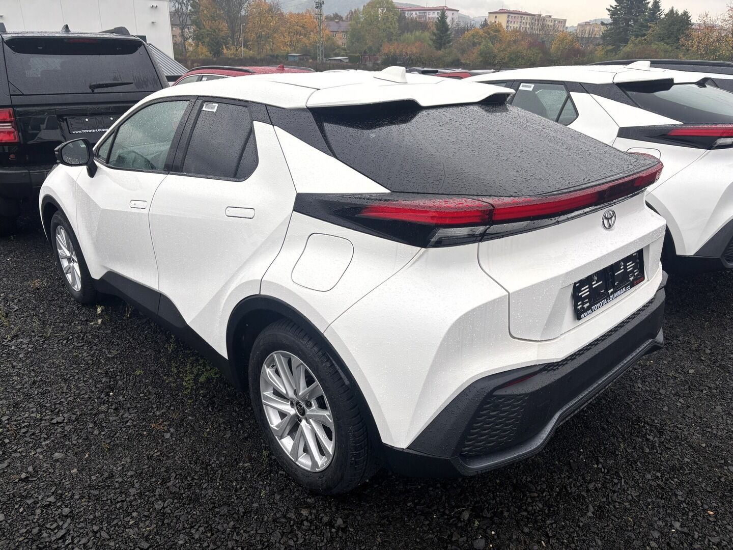 Toyota C-HR, 1,8 Comfort HEV CVT - fotka 5