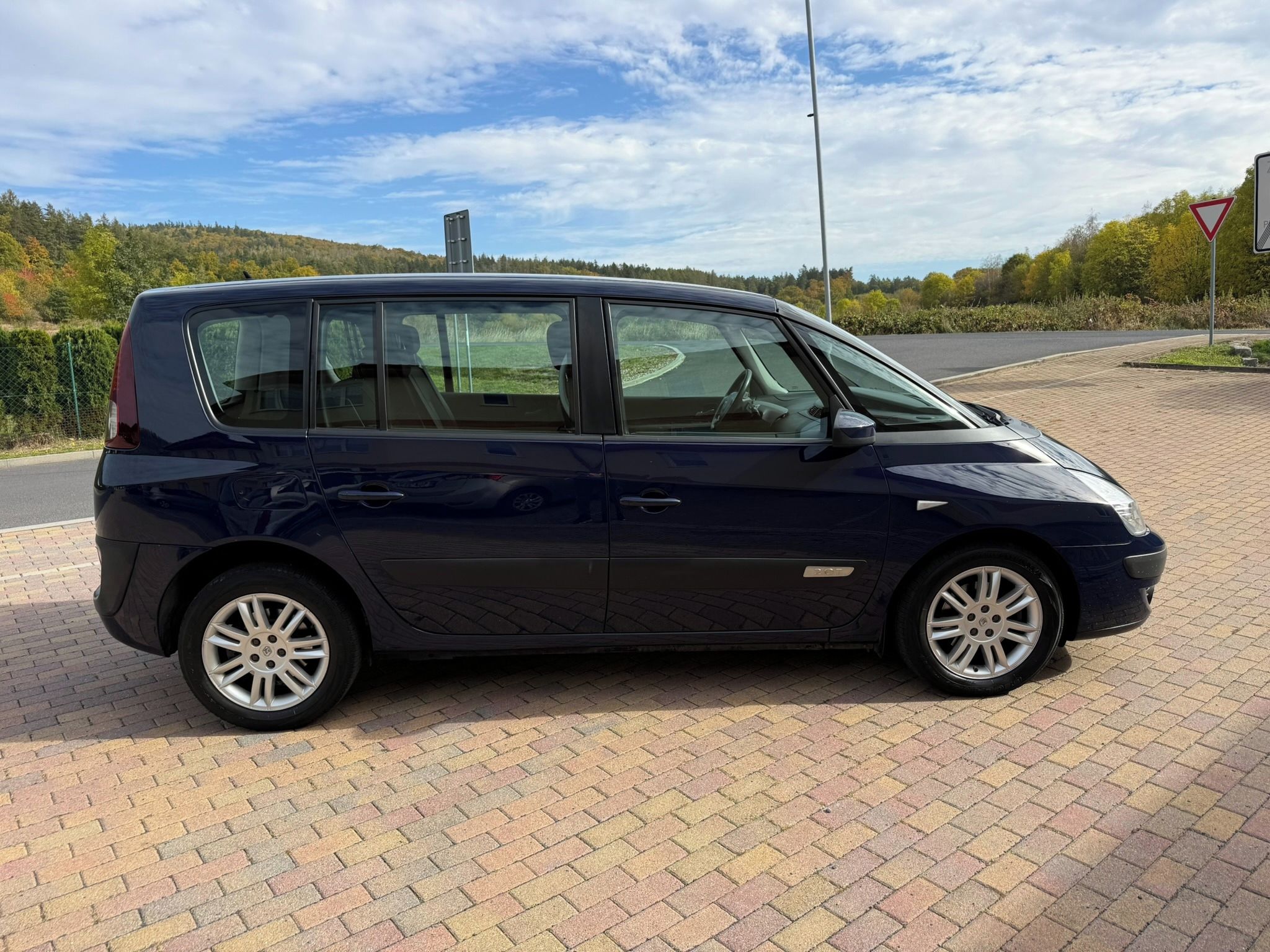 Renault Espace, IV 2.0 T 125kW AUTOMAT - fotka 6