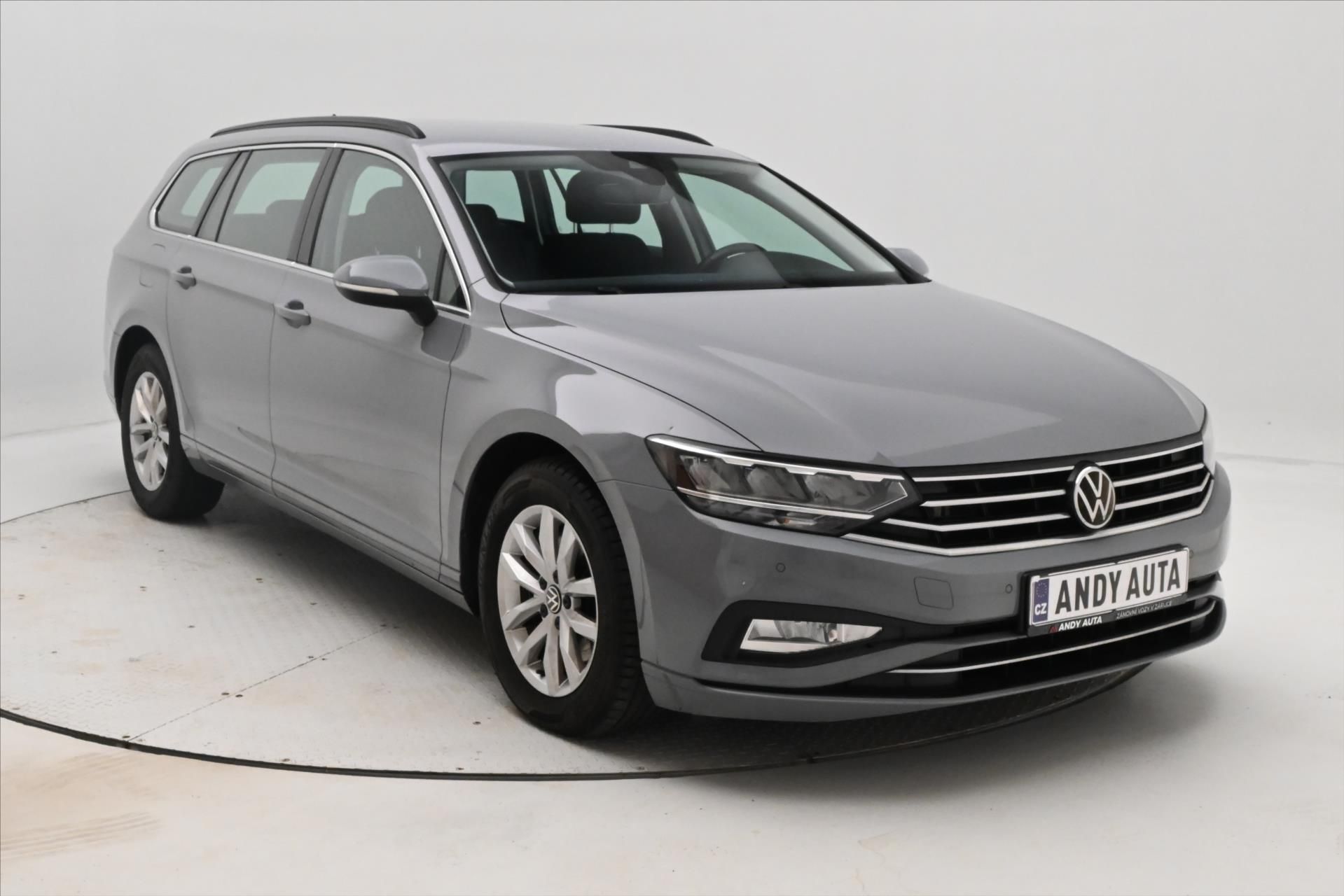 Volkswagen Passat, 2,0 TDI 110 kW DSG Business Zá - fotka 3