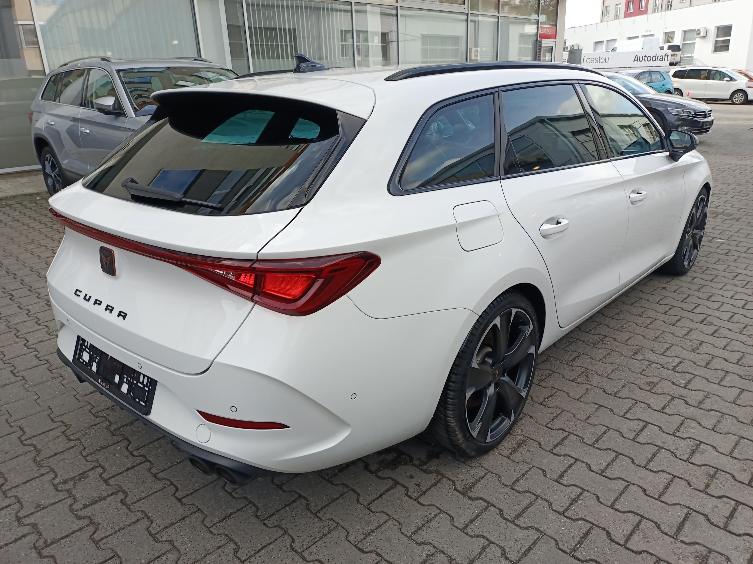 Cupra Leon, SP VZ 2.0 TSI 228kW 4x4 DSG - fotka 6