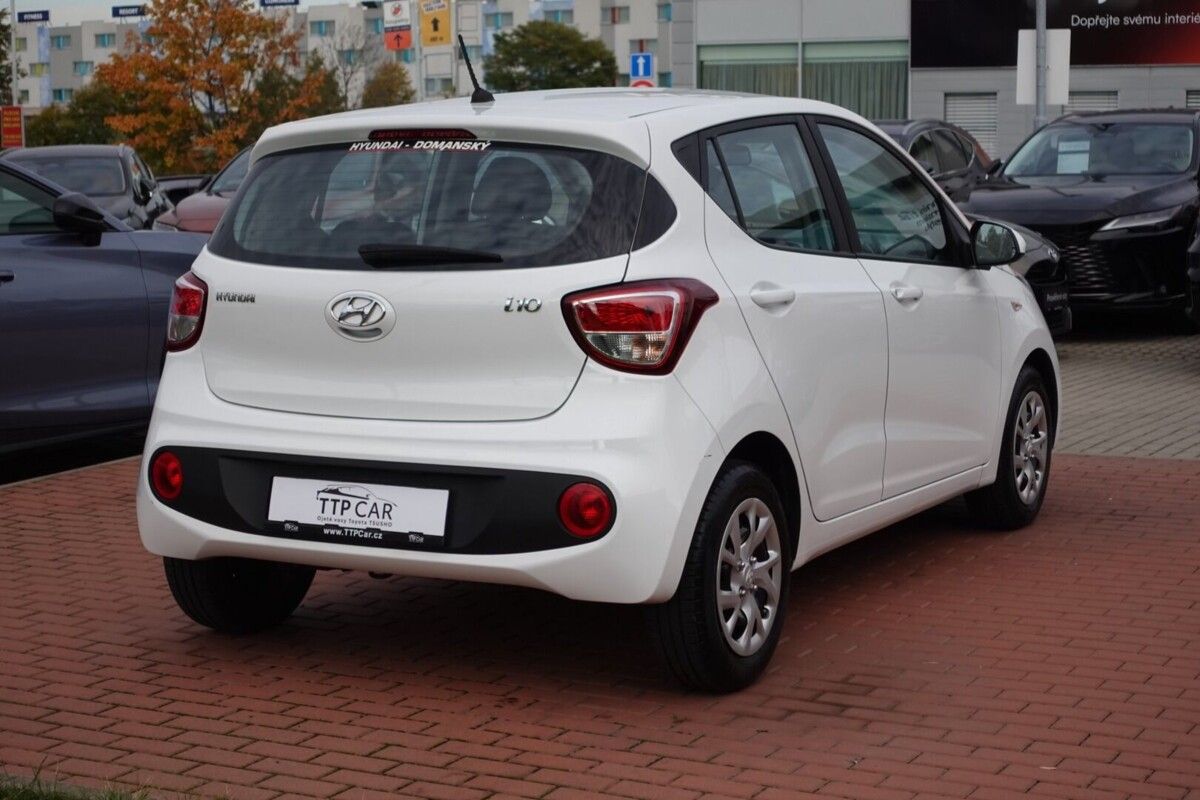 Hyundai i10, 1,0i 48kW M/T - fotka 4