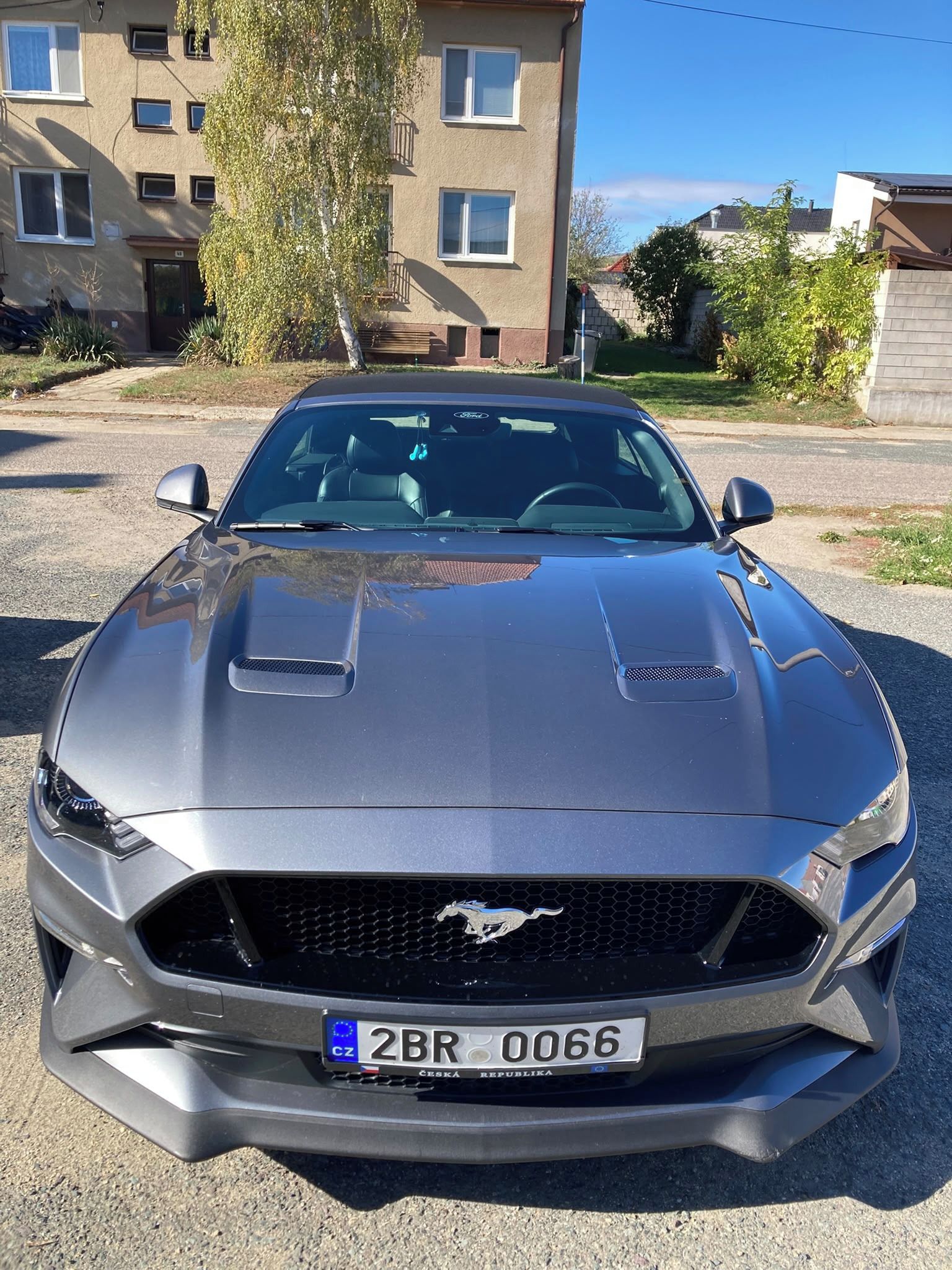 Ford Mustang, 5.0 GT Cabrio V8 - servisováno - fotka 3