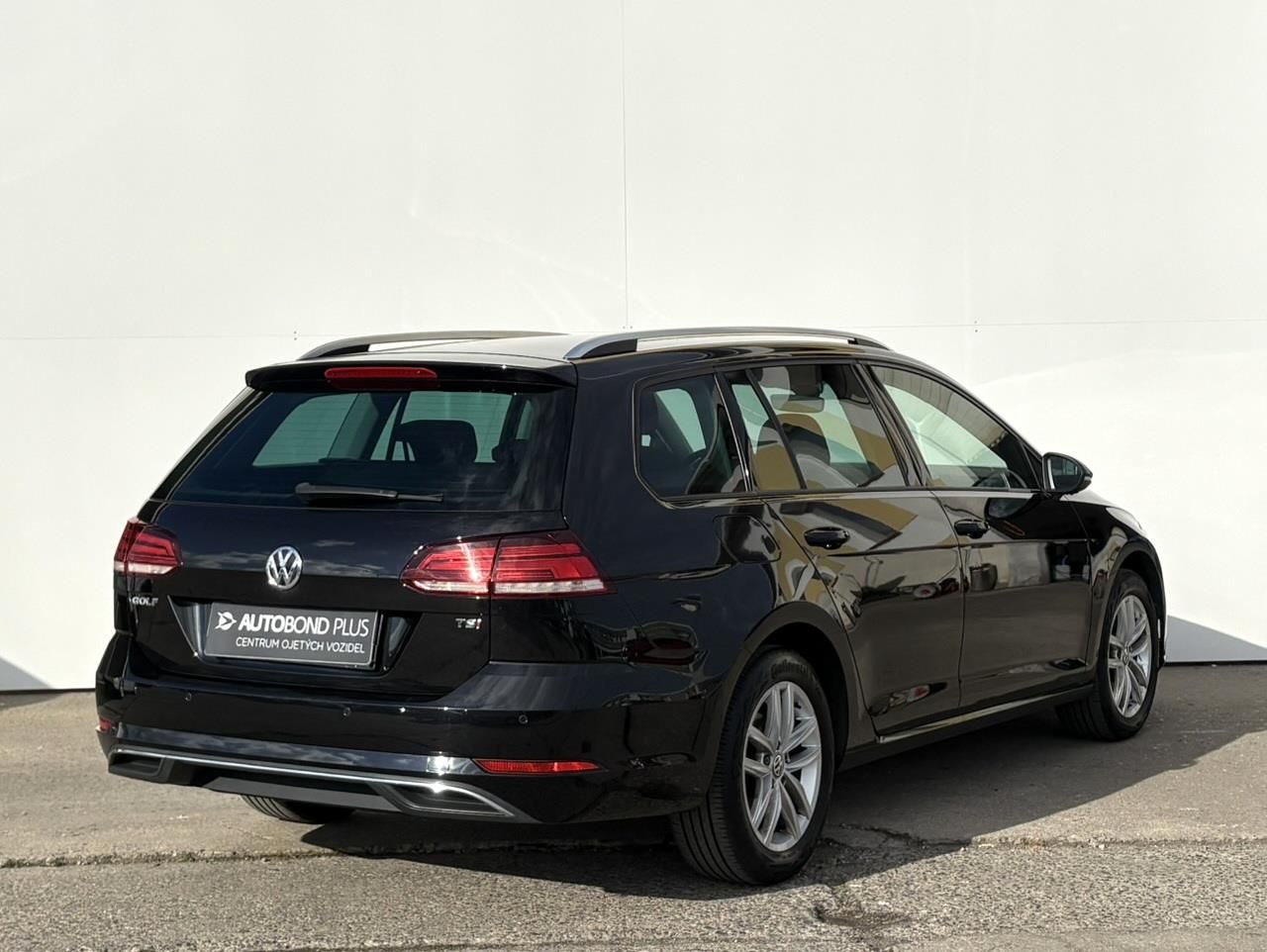 Volkswagen Golf, 1.4 TSI 92kW Comfortline LED - fotka 2
