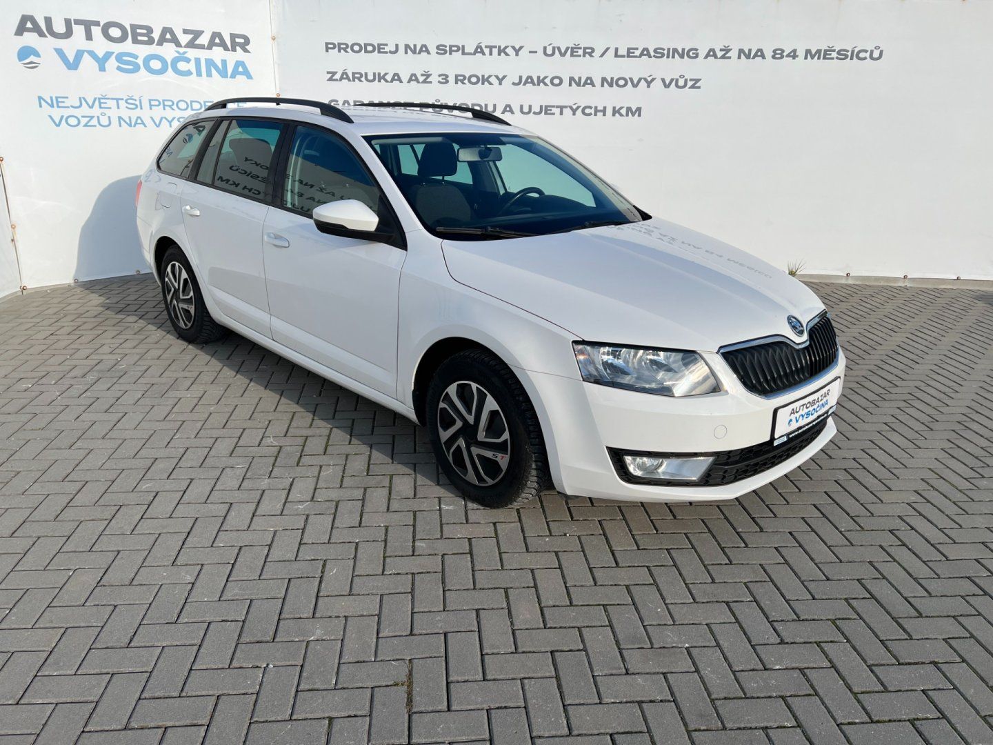 Škoda Octavia, 1.6TDi 77kW 4x4! 2xkola! tažné - fotka 3