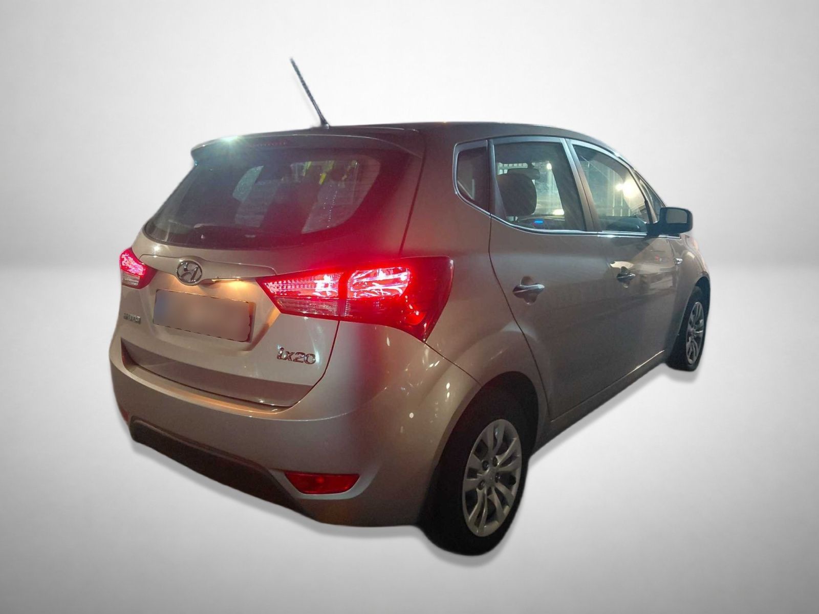 Hyundai ix20, 1.4 CVVT, ČR,1.maj, Serv.kniha - fotka 2